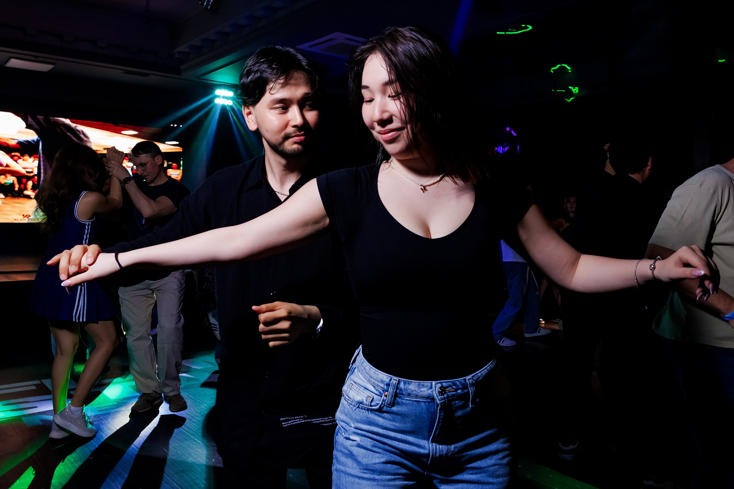 Bachata Party Hola Dance. Репортажный фотограф в Алматы Каюпов Сержан