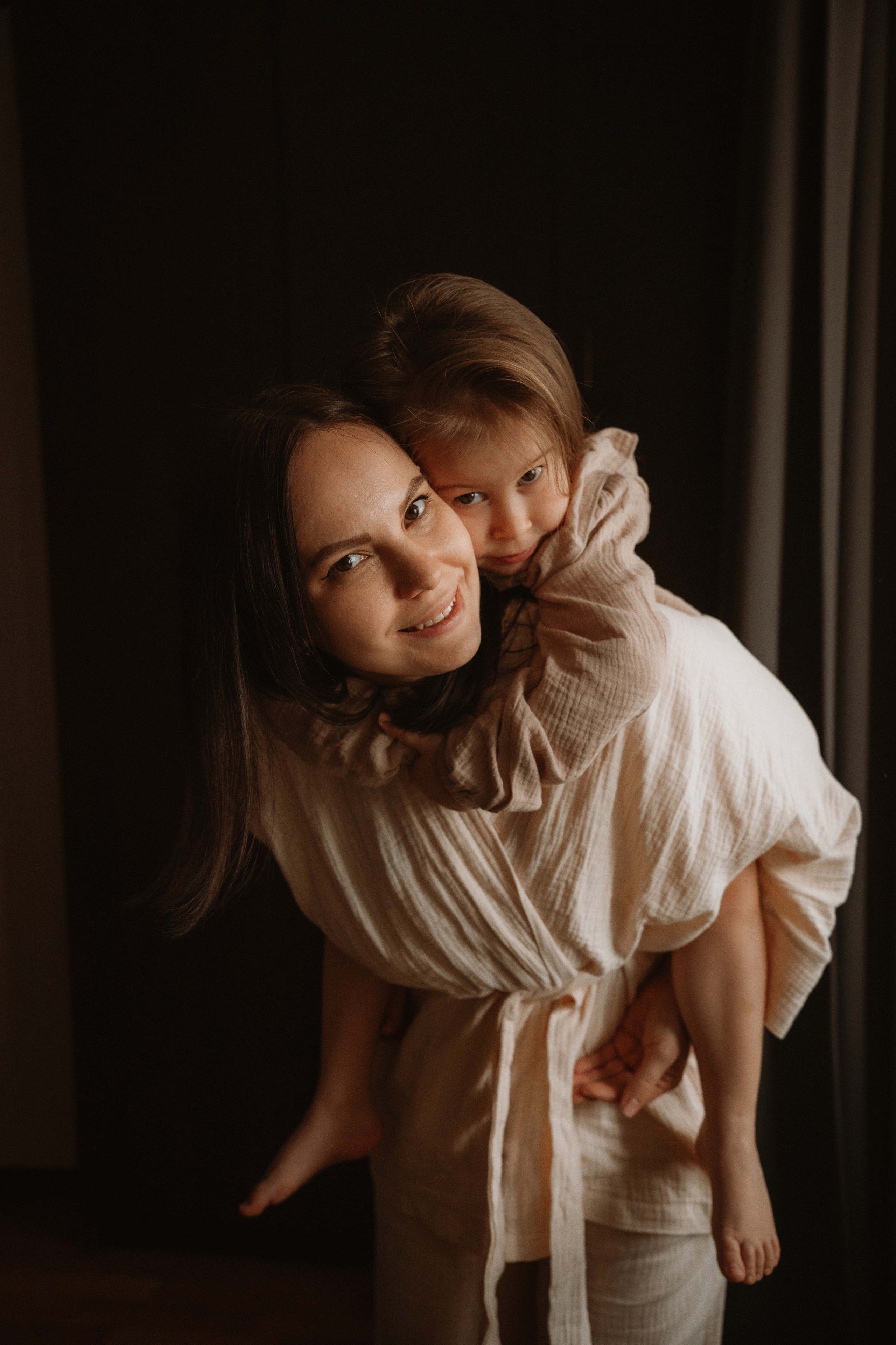 Ваня, Лера, Алиса и Кирюша. Семейный фотограф • Домашние съемки в Нижнем Новгороде