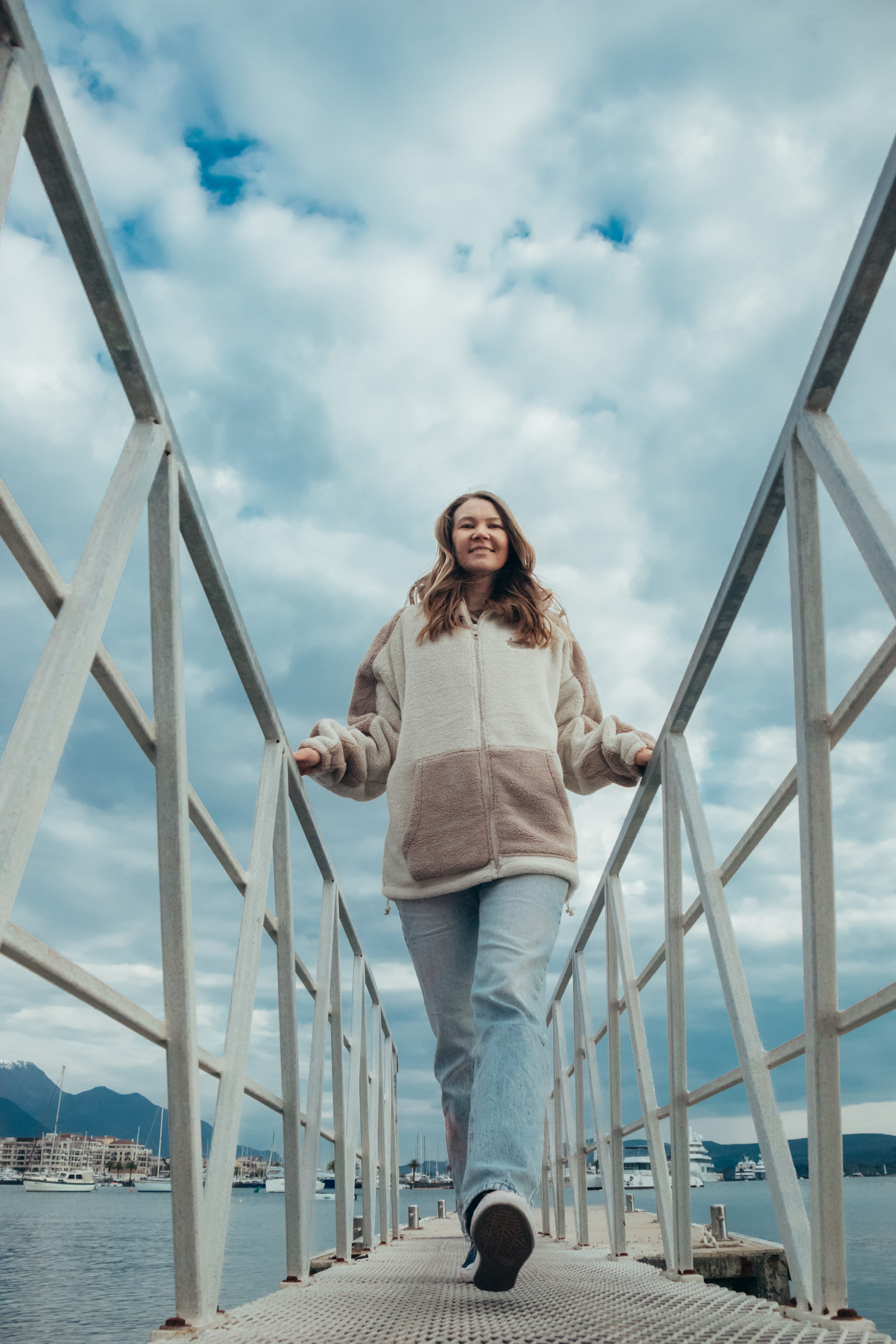 Sea breeze with Maria. Портретный фотограф в Тивате Черногория Катерина Кирсанова