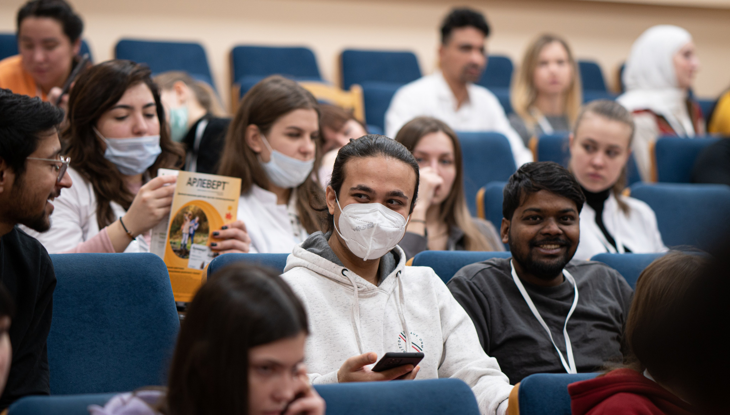 Научно-практическая конференция. Творческий и репортажный фотограф в Москве Клим Долгов