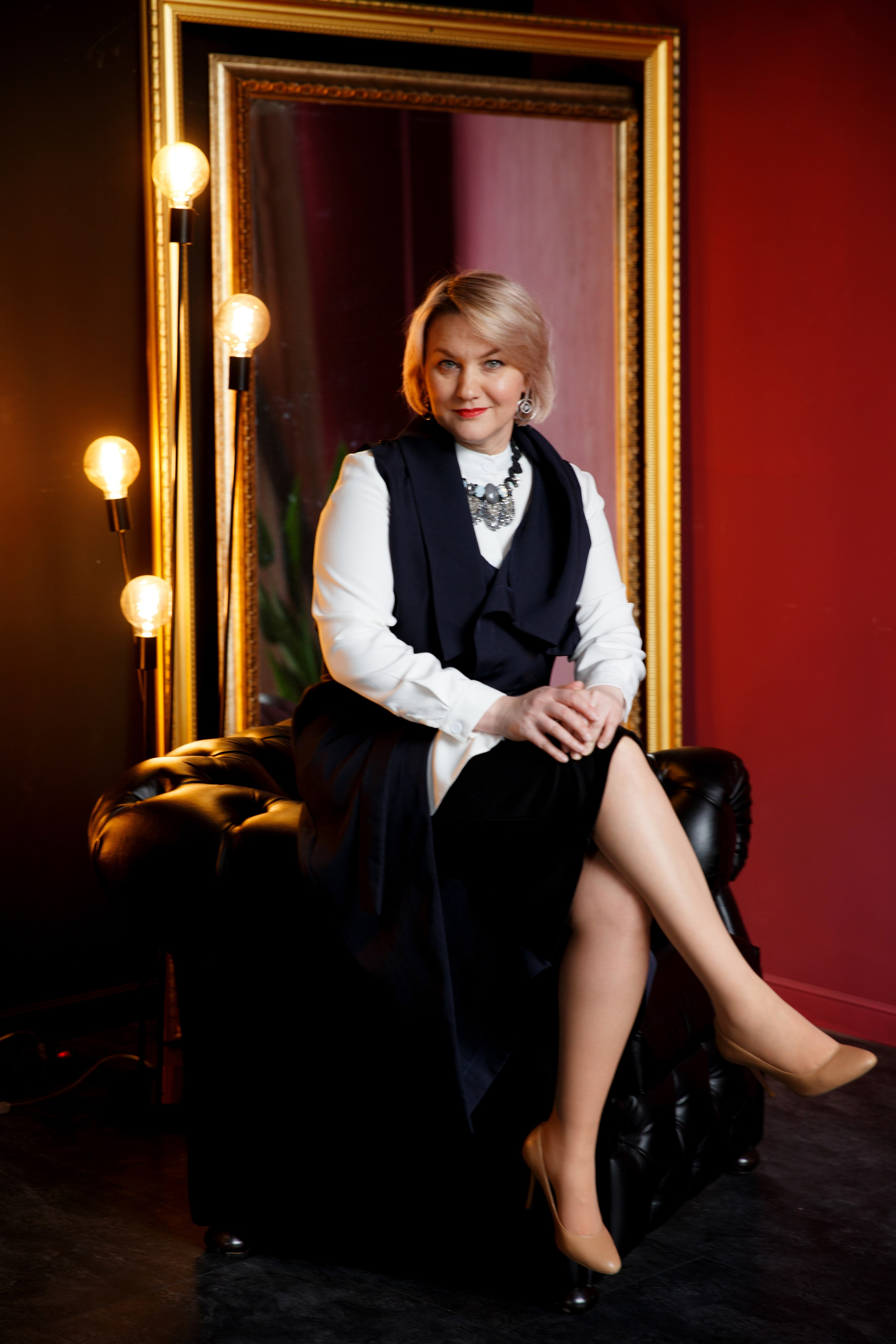 Анюта. Визажист, мастер по причёскам, преподаватель по макияжу. Женский и контент фотограф Люба Пунанцева. Северодвинск. Архангельск