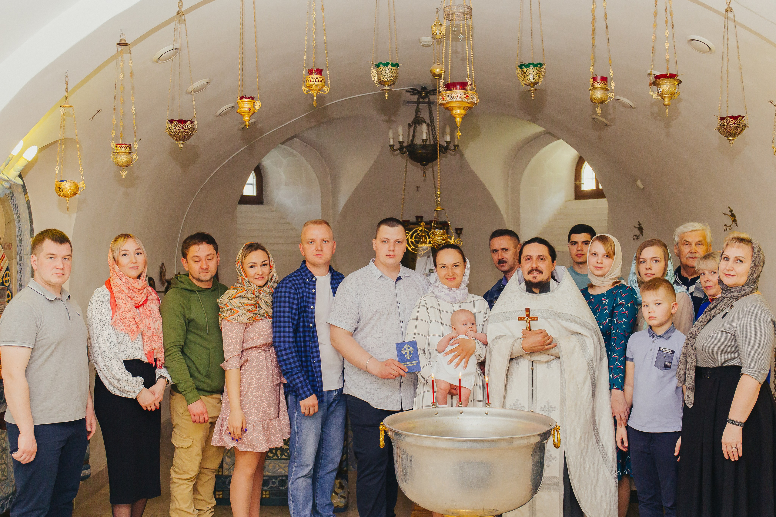 Крещение Михаила. Церковь Явления Пресвятой Богородицы. Фотограф новорожденных и детский в Сергиевом Посаде Кругликова Юлия