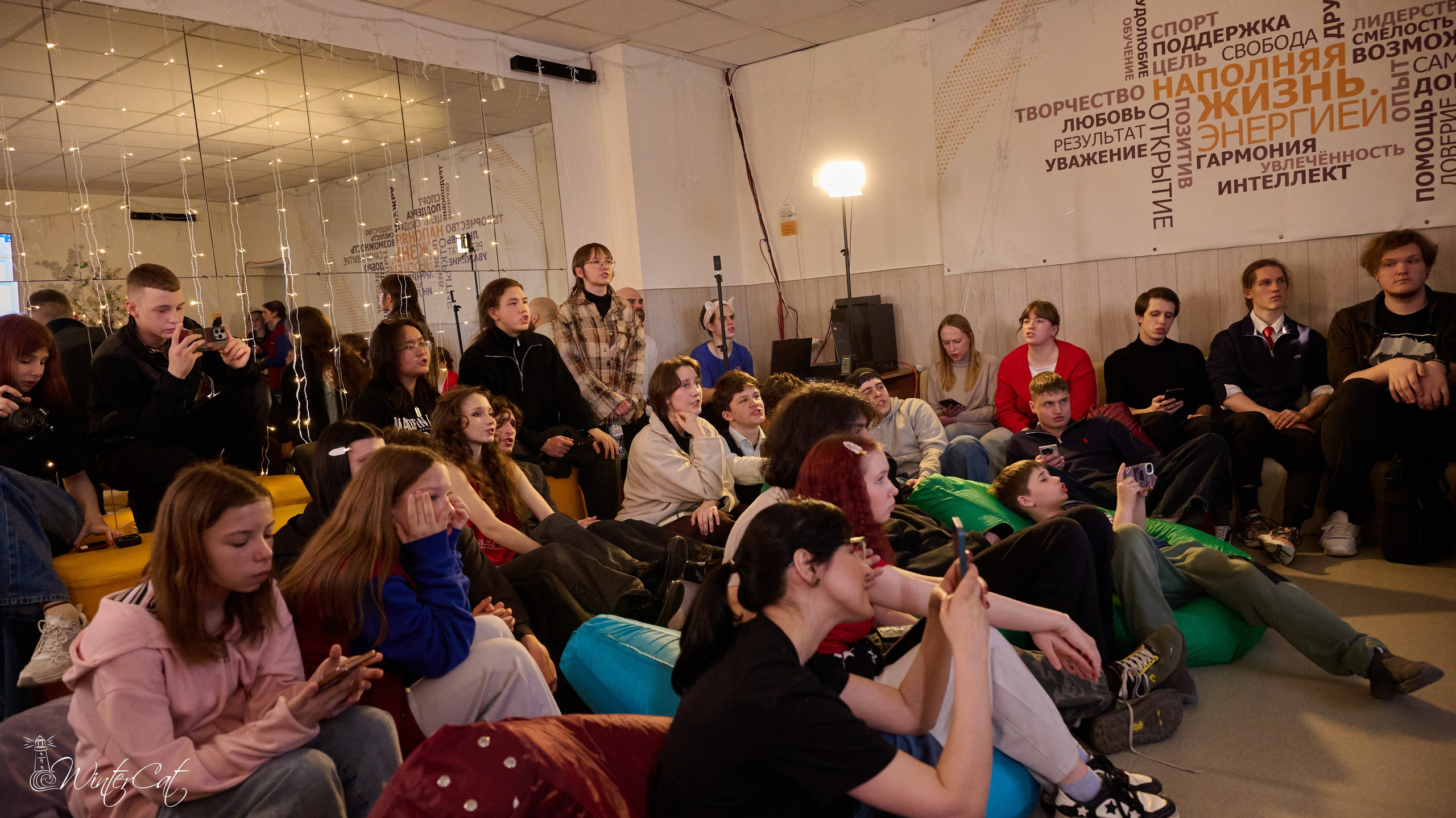 Тёплый Вечер (18.04.26 Чайка). Портретный и репортажный фотограф в Магадане Андрей Нефедов WinterCatPhoto