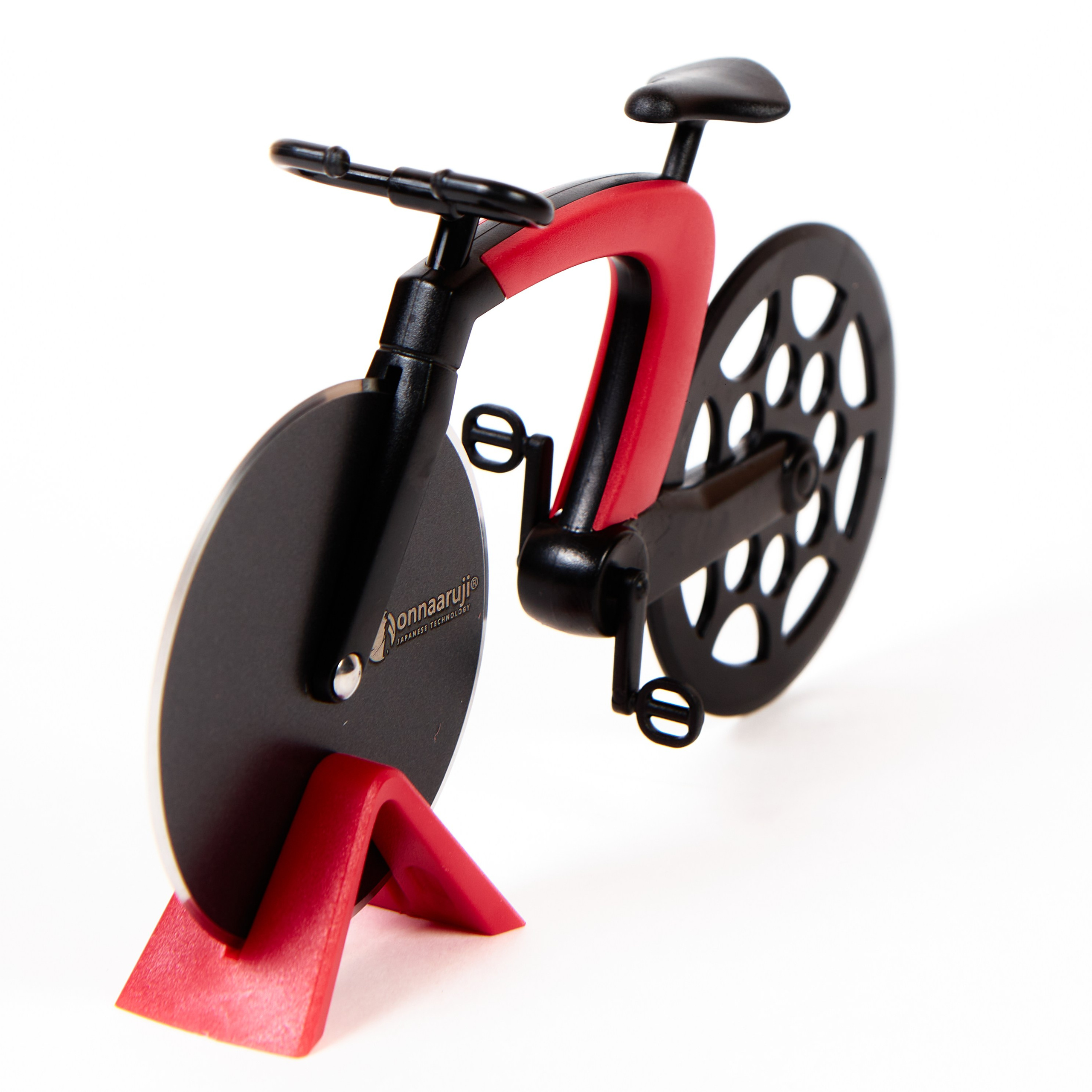 Фотография ножа для пиццы в виде велосипеда