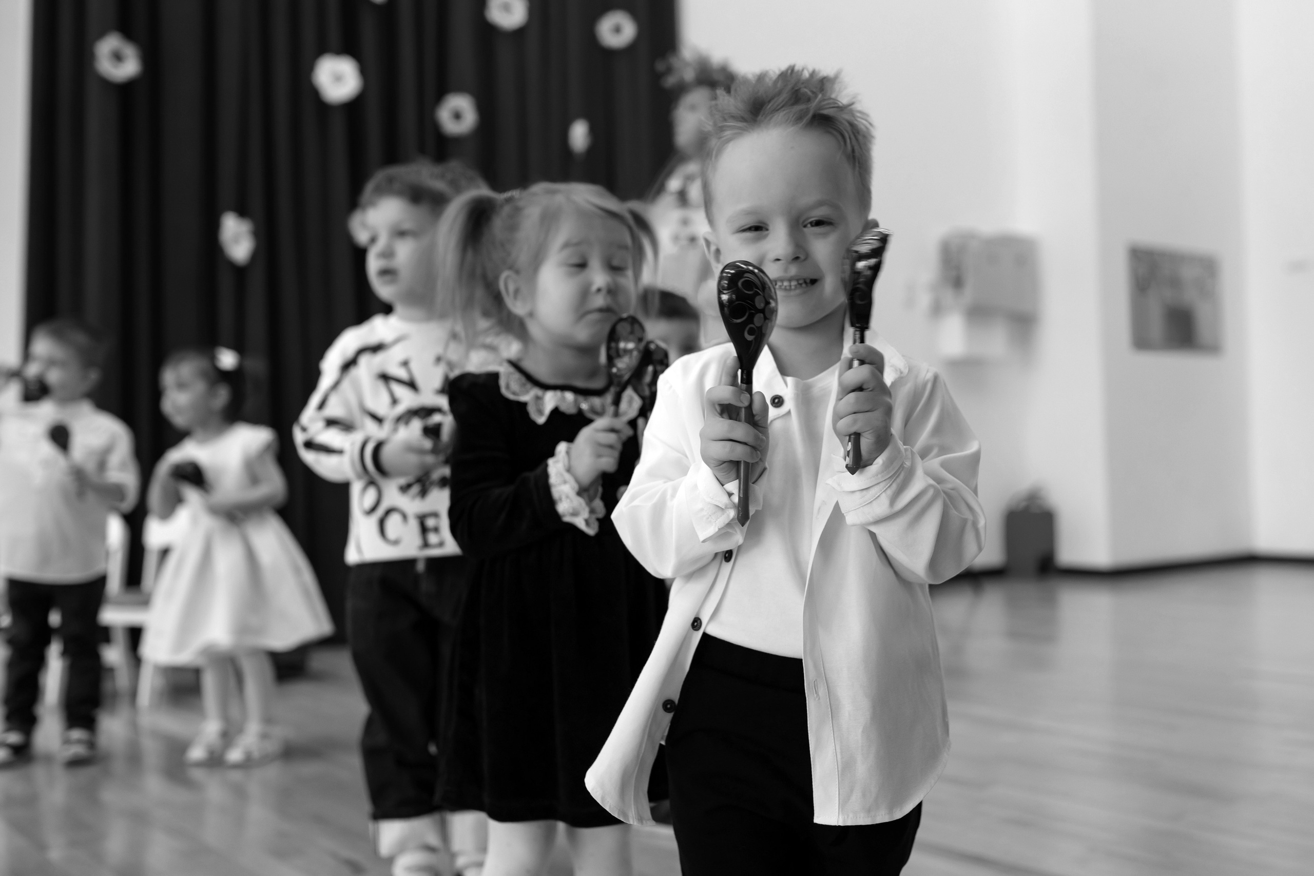 Праздник весны в детском саду. Семейный и детский фотограф в Москве Дорогова Екатерина