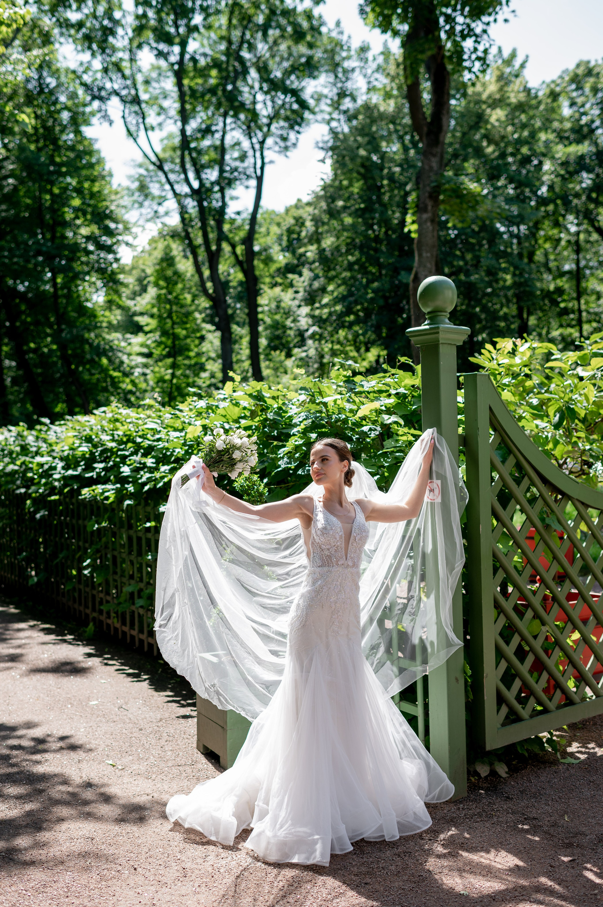 Елизавета и Максим (фотосессия у Дворца Штиглица, набережная Мойки и у Законодательного собрания). Портретный, семейный и свадебный фотограф в Санкт-Петербурге и в Пушкине Ширяев Денис