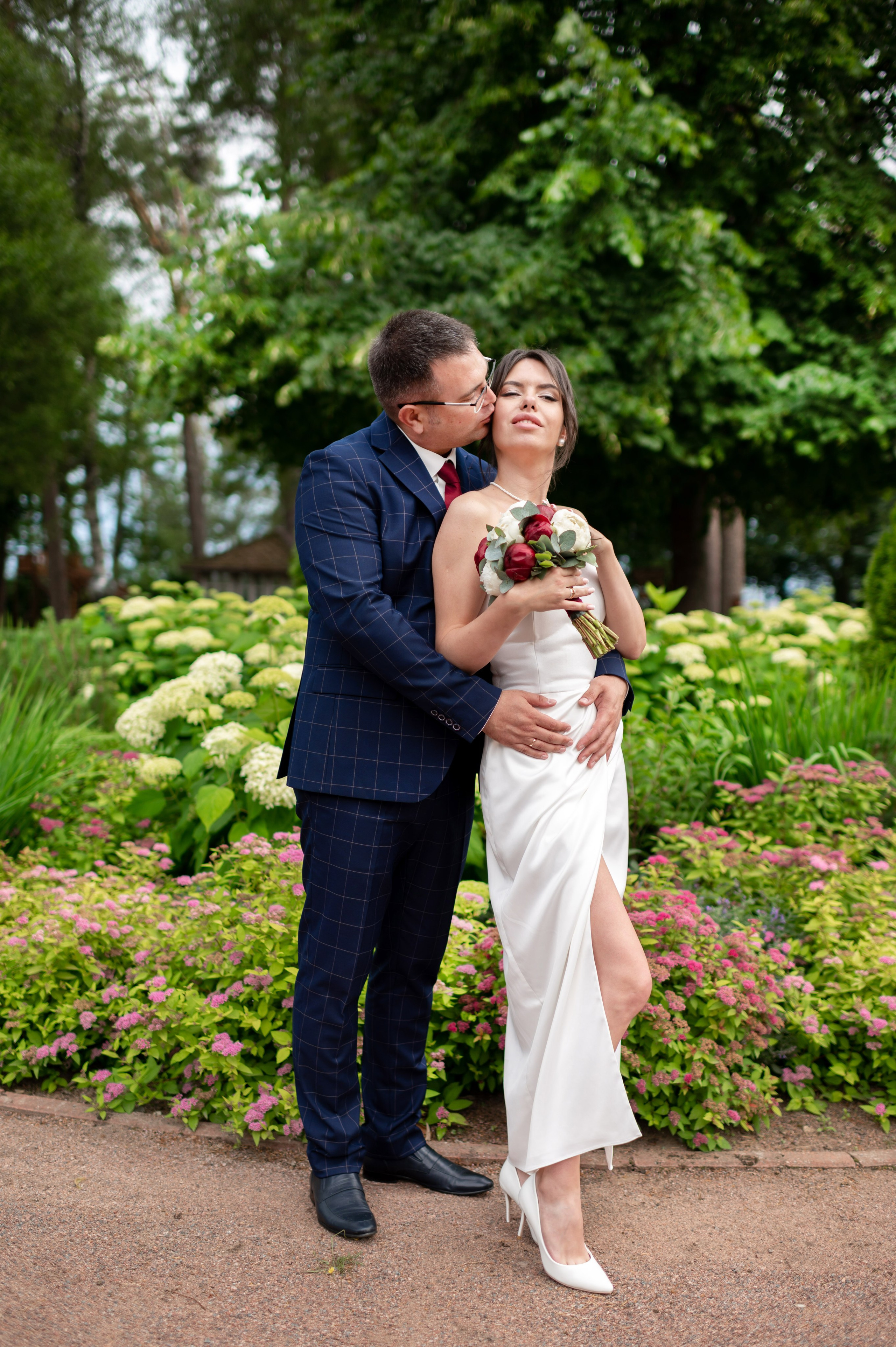 Евгений и Александра (фотосессия под дождём на Исаакиевской площади, свадебная прогулка на Финском заливе). Портретный, семейный и свадебный фотограф в Санкт-Петербурге и в Пушкине Ширяев Денис