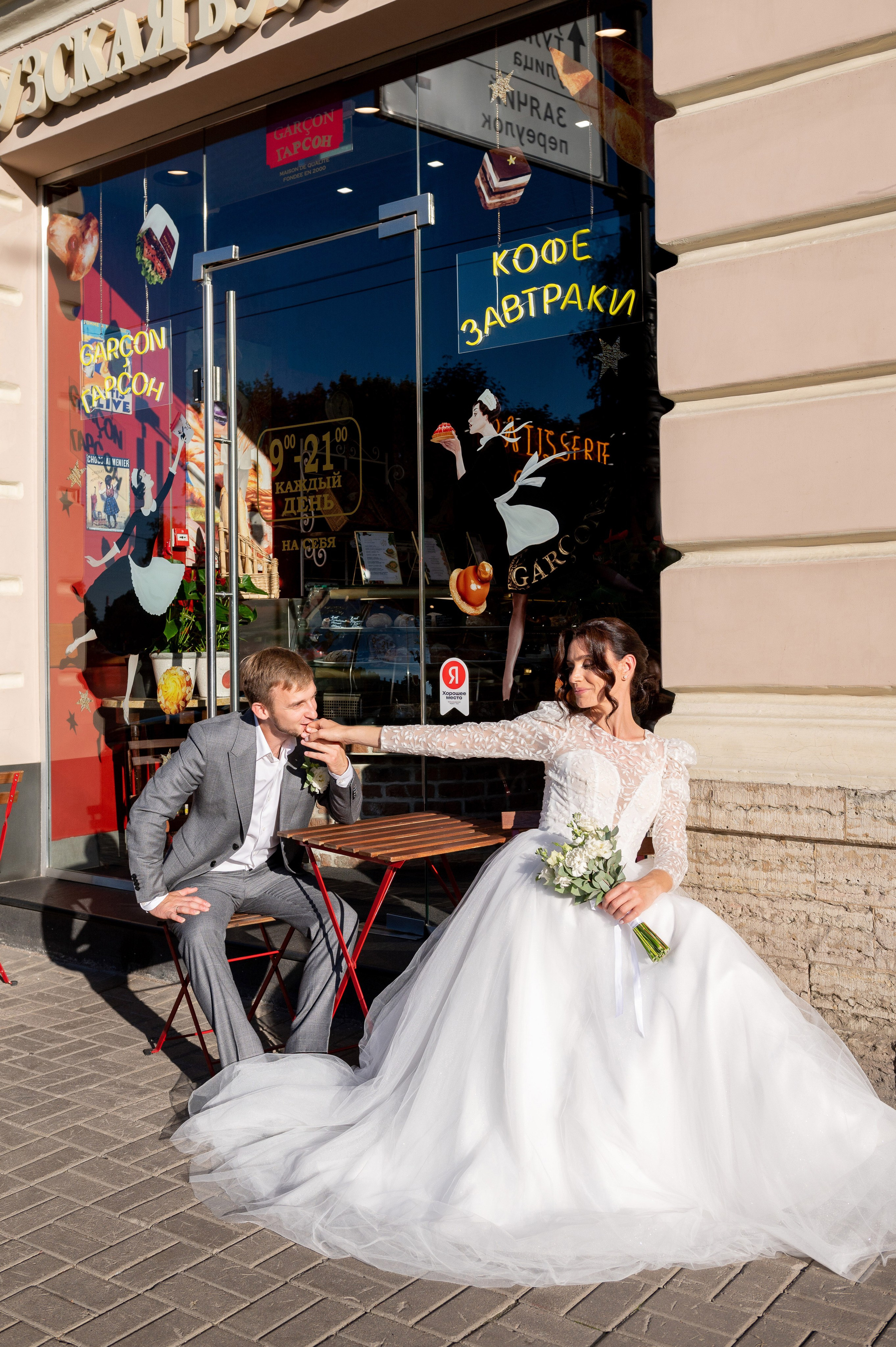 Кирилл и Анжела (круассаны, кофе и фотосессия в Летнем саду). Портретный, семейный и свадебный фотограф в Санкт-Петербурге и в Пушкине Ширяев Денис
