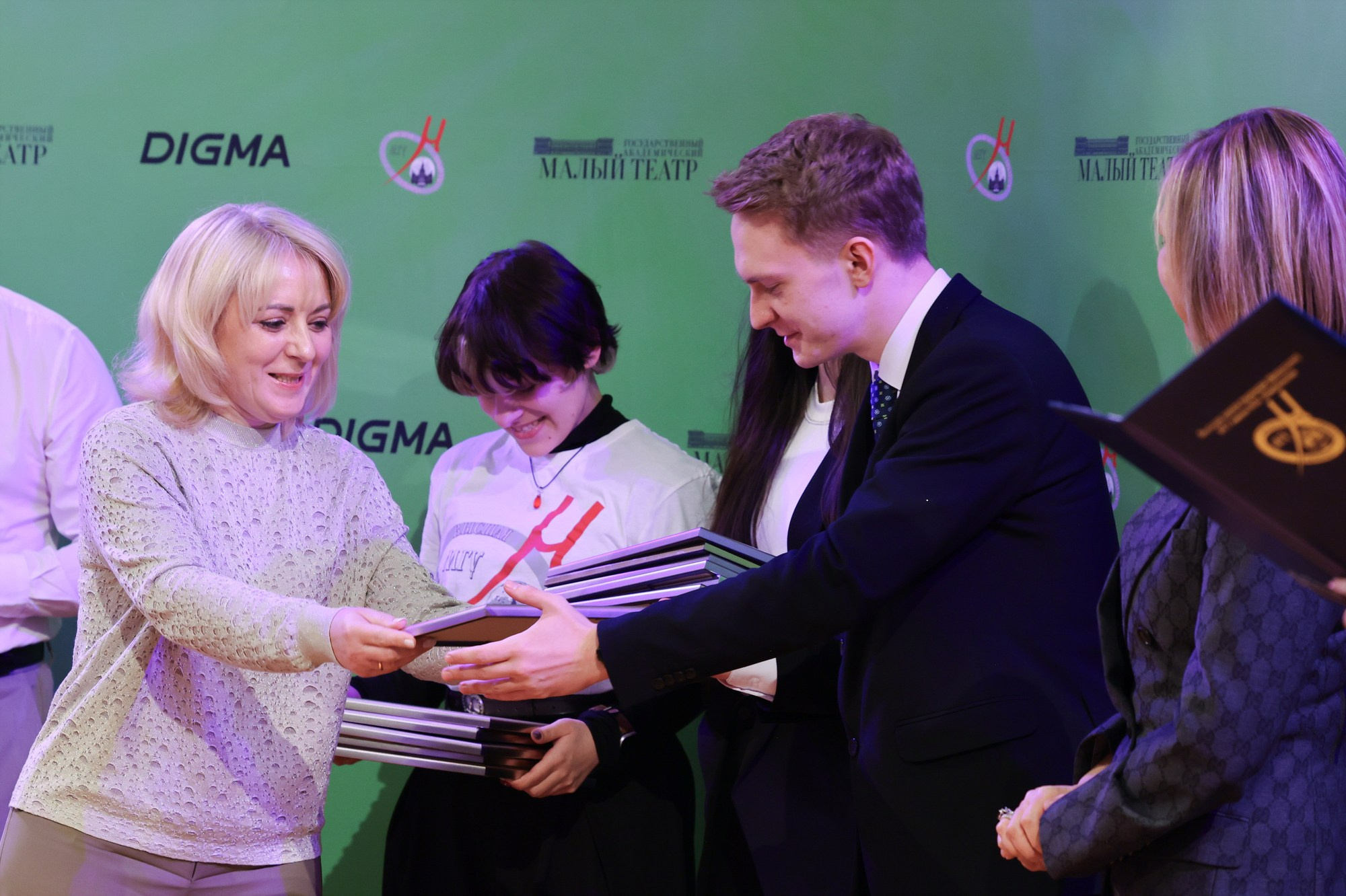 Заключительный этап II Международного конкурса-фестиваля ораторского искусства «Русское слово». Репортажный, архитектурный, театральный и файн-арт фотограф Лена Мельникова в Москве