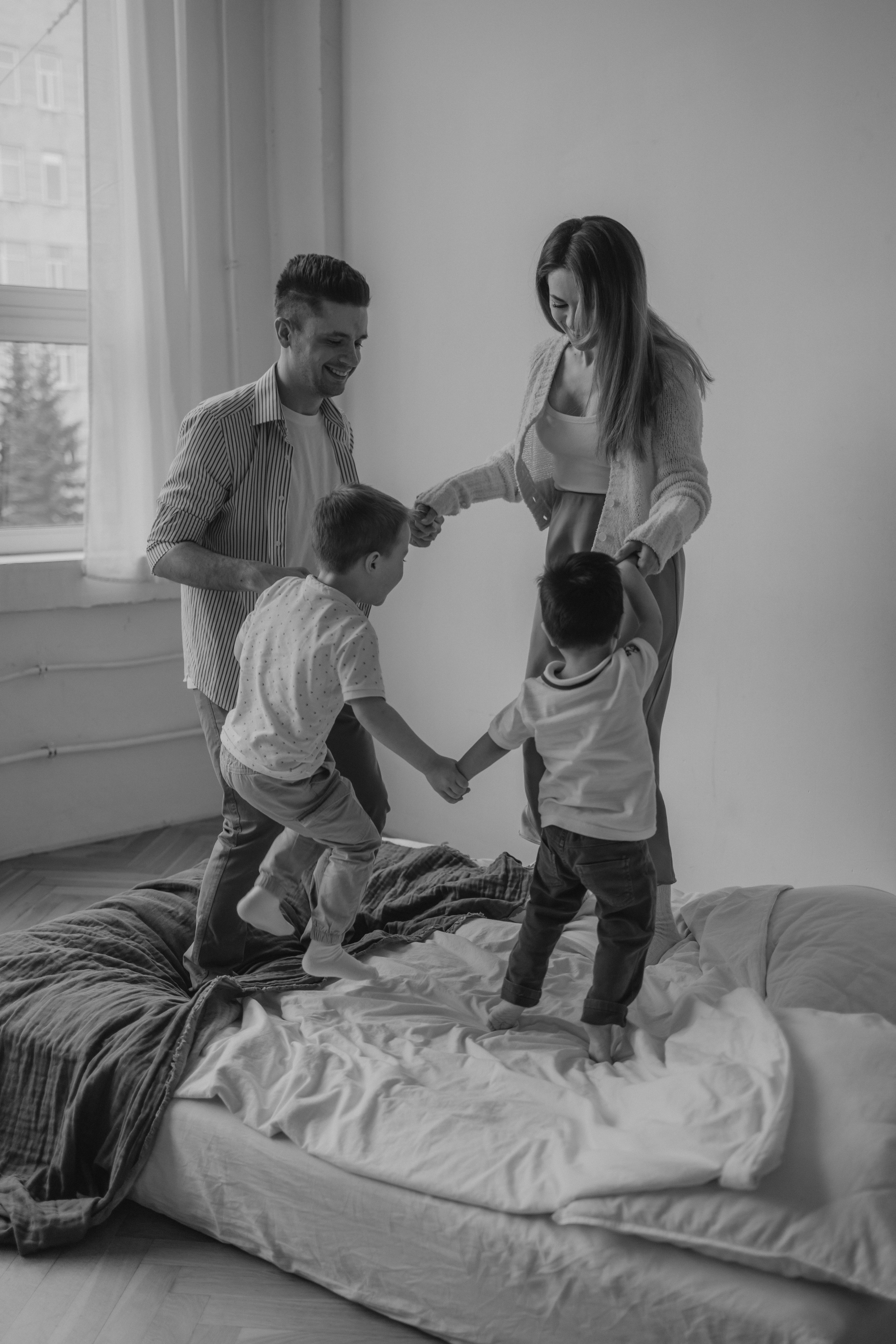 Инна, Иван и малыши Егор и Саша. Семейный, домашний, ньюборн фотограф Москва Цветкова Елизавета