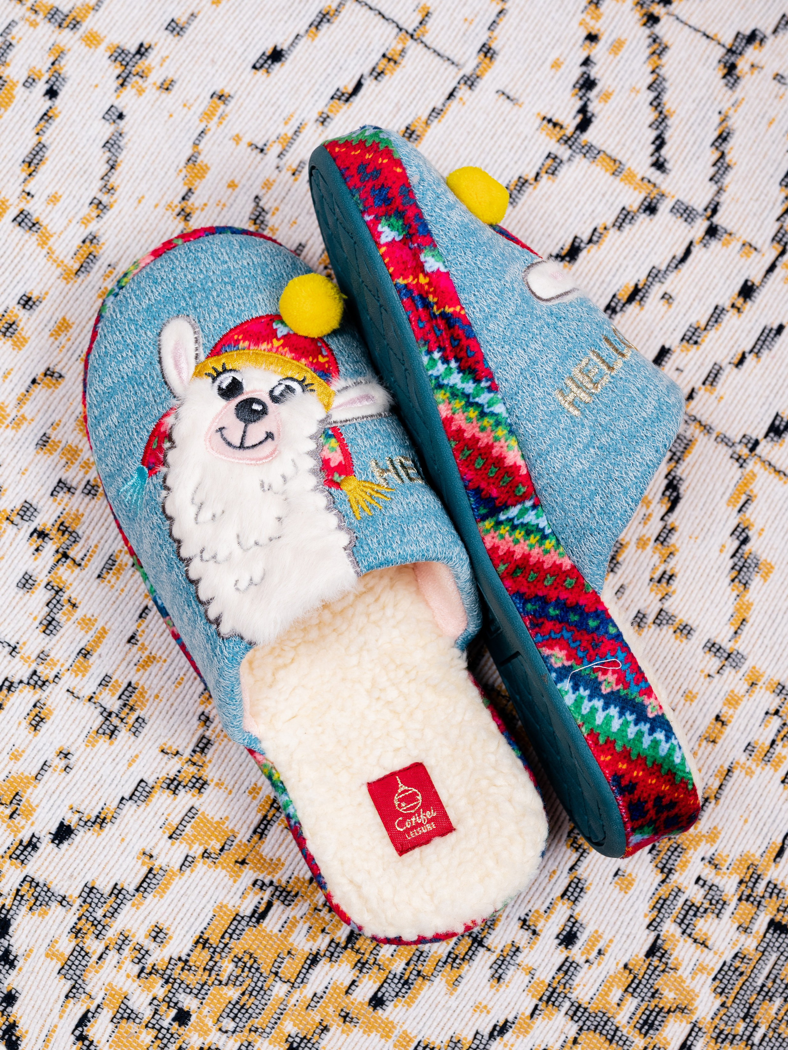 Тапочки. Предметный фотограф, фото для маркетплейсов Пятигорск, КМВ