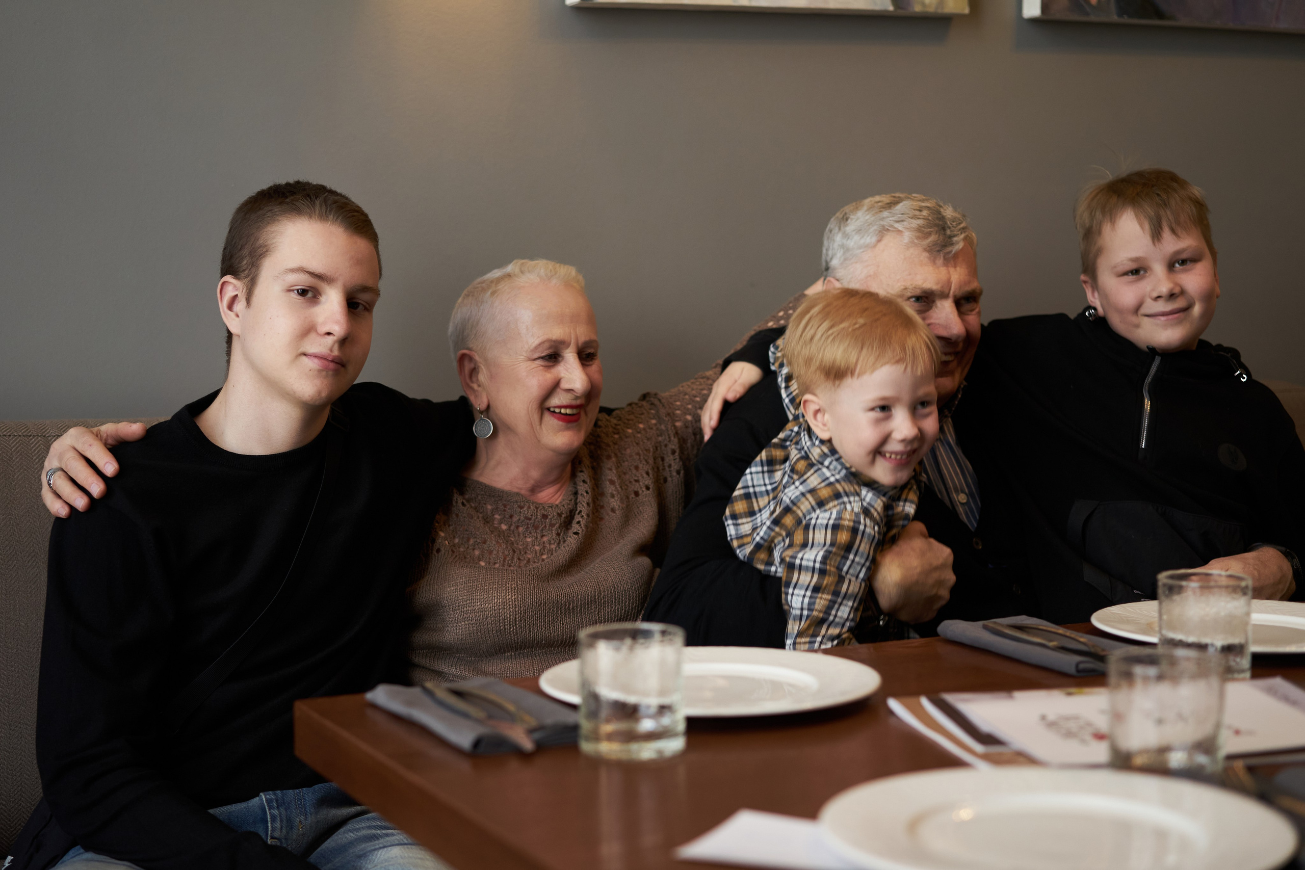 Репортажная съемка торжества в ресторане. Фотограф Екатеринбург Кокшарова Александра