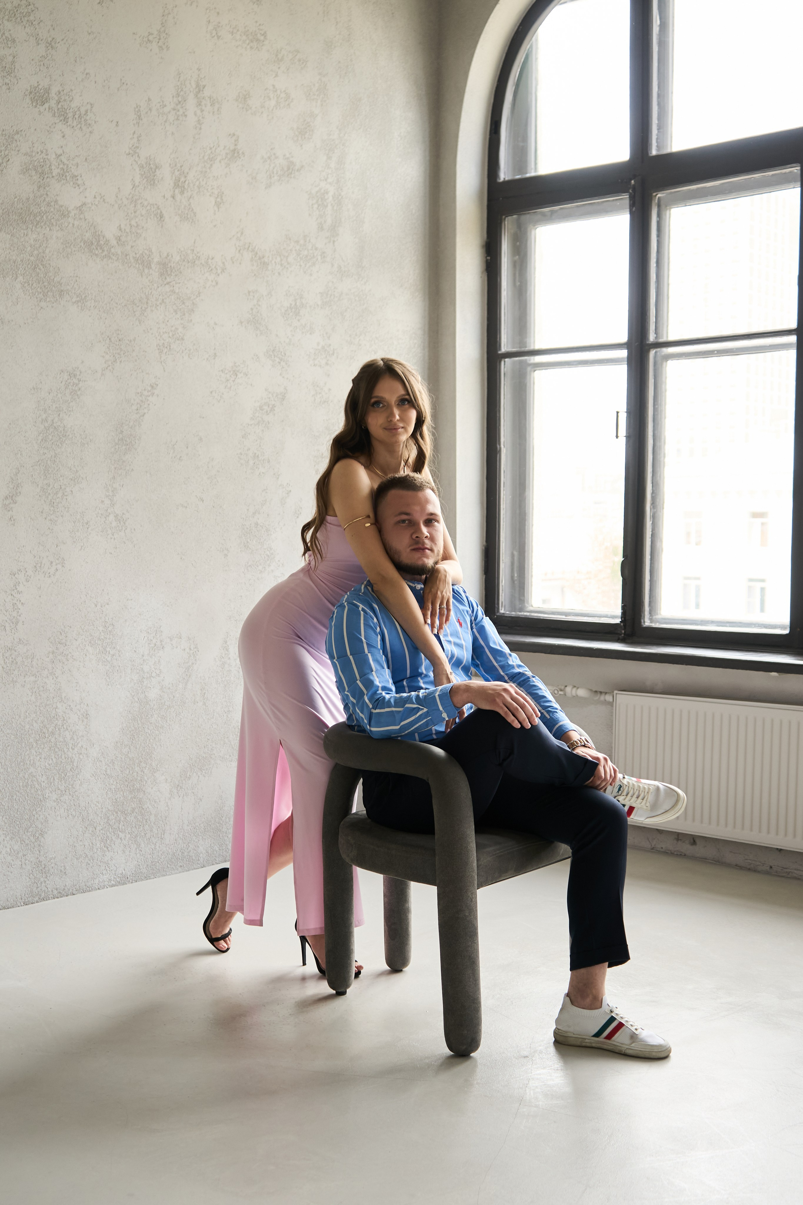 Фотосессия влюбленные в студии. Фотограф Екатеринбург Кокшарова Александра