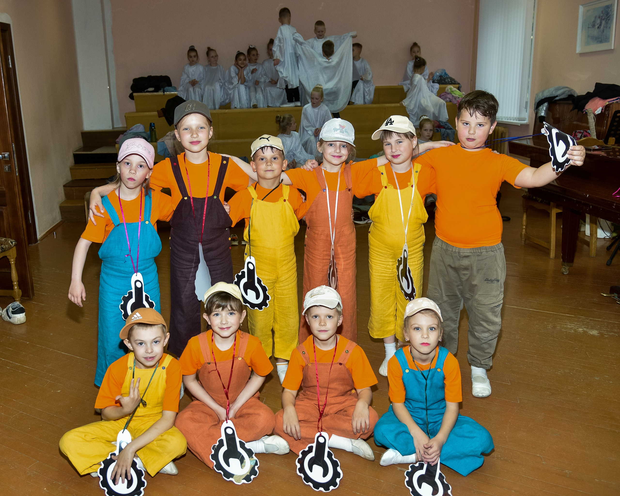 Выпускной 2025, детский центр «Самовар». Фотограф Олег Юршевич Солигорск Минск