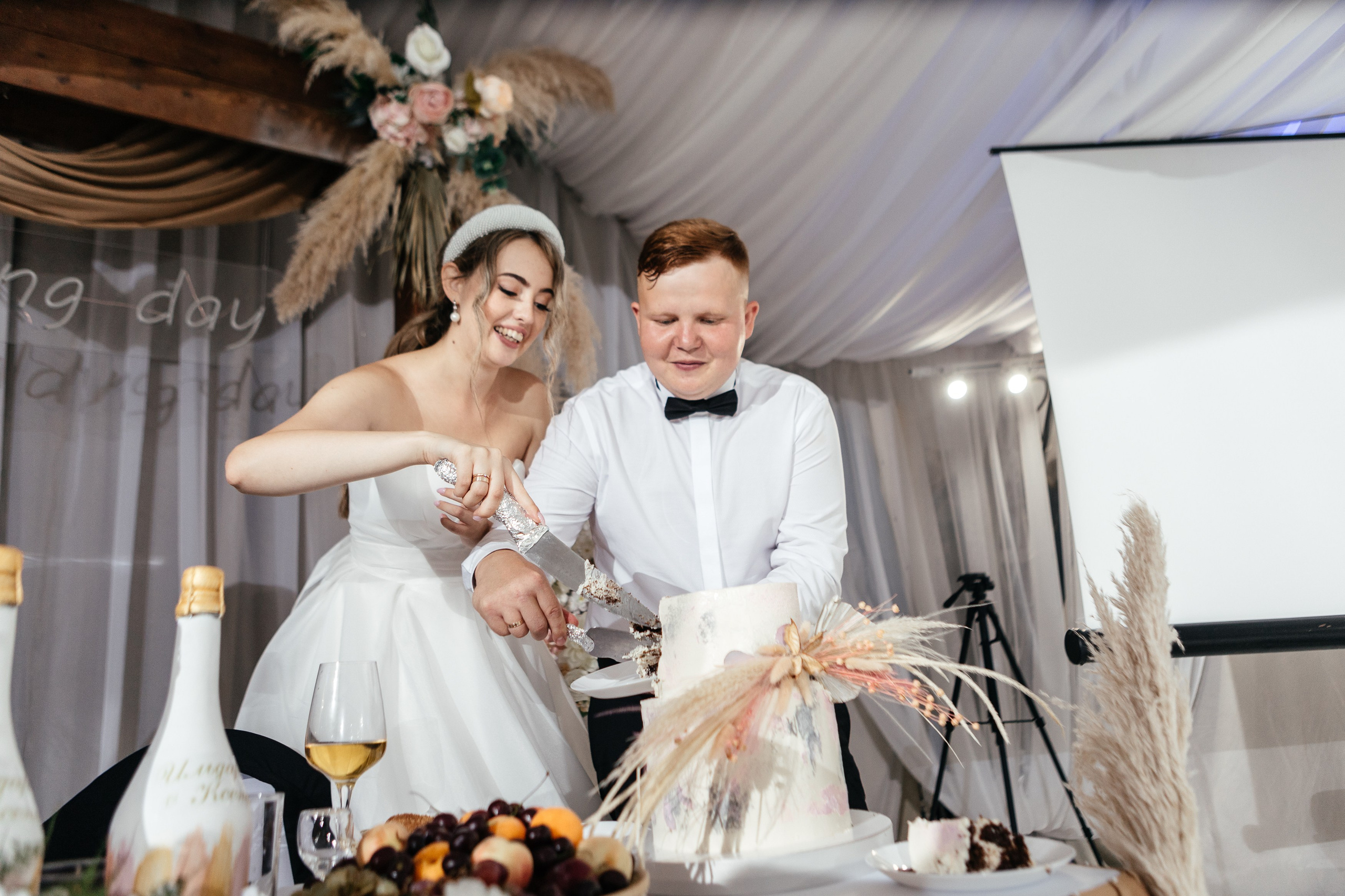 Свадебный фотограф Уфа — Руслан ГабдлисламовЖивые эмоции, красивые кадры, воспоминания на всю жизнь.Работаю по всей Республике Башкортоста. Свадебный фотограф Уфа Руслан Габдлисламов