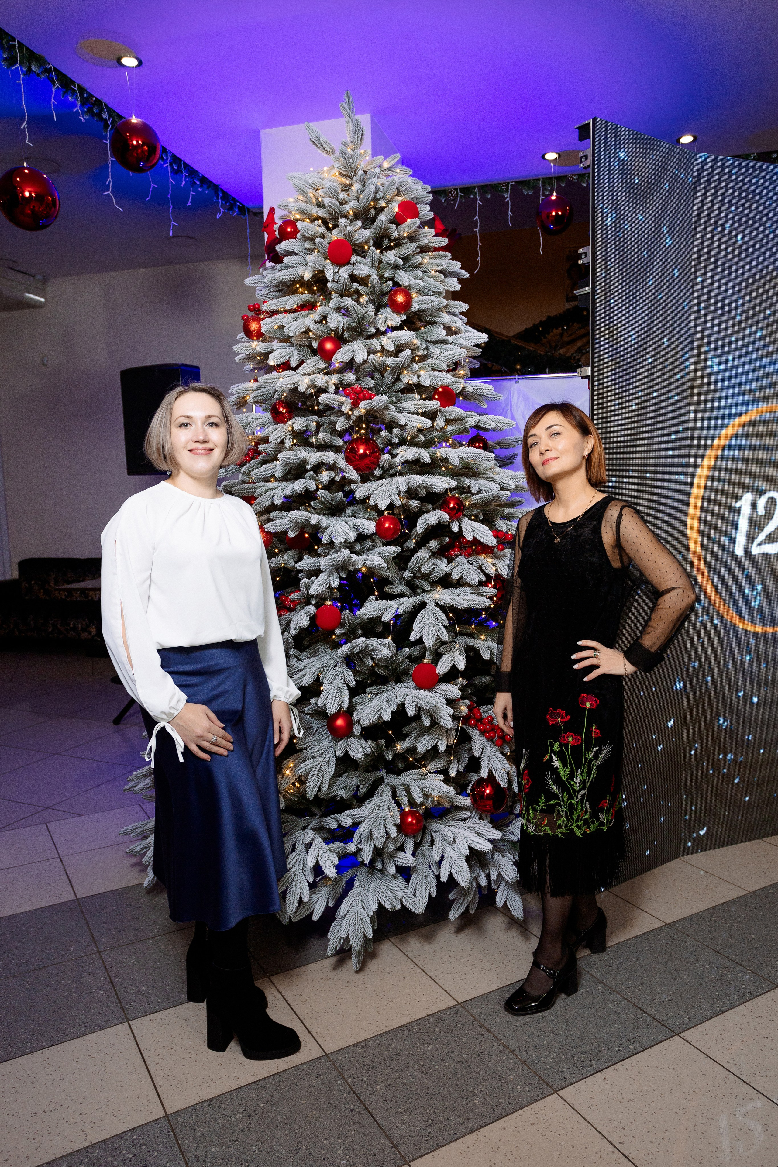 РЕПОРТАЖ: НОВЫЙ ГОД В ДК МЕТАЛЛУРГ. Профессиональный фотограф в Ижевске Леша Петров