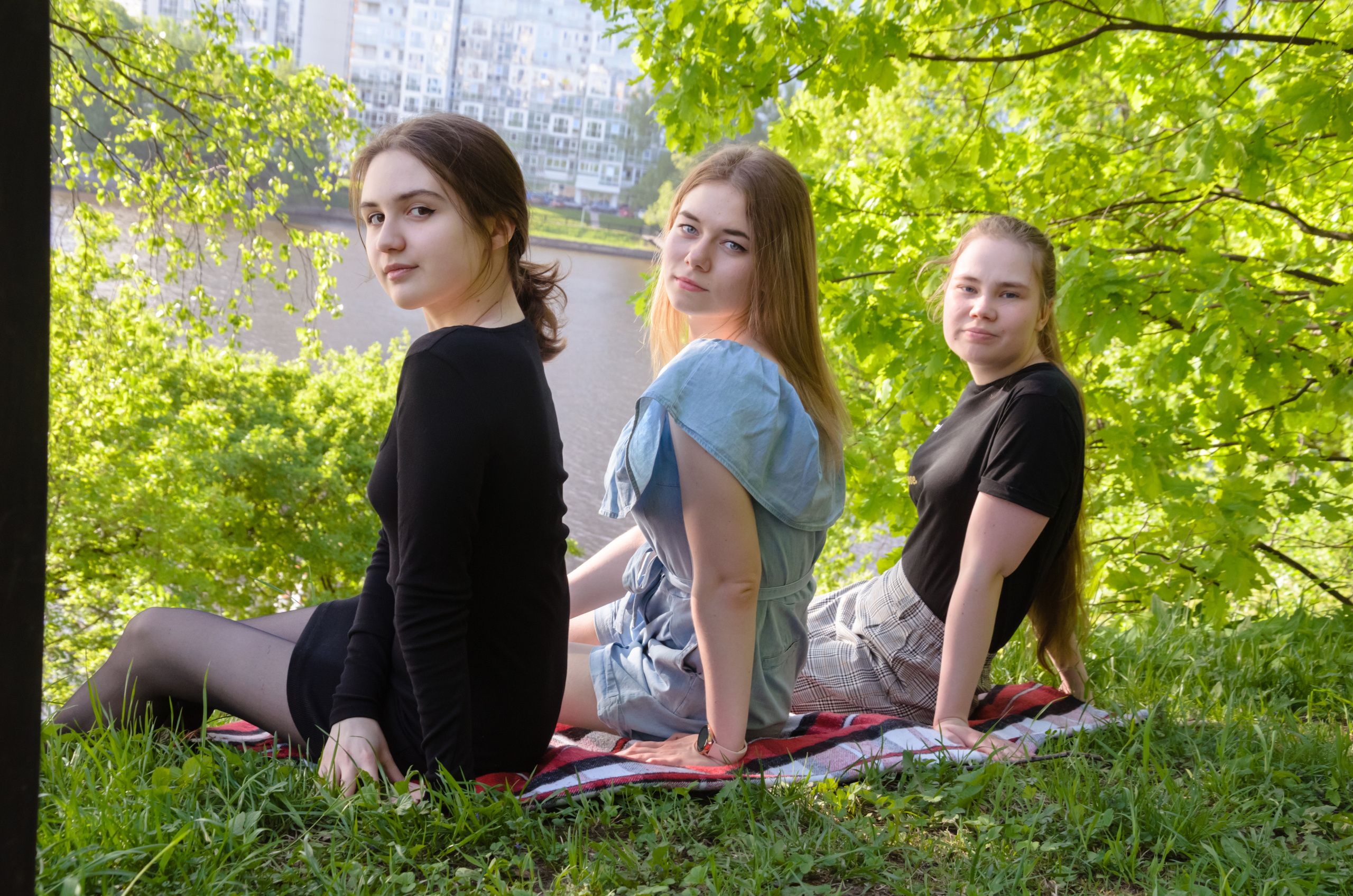 Примеры съемок для старших классов. Выпускные альбомы в Москве и области от Анны Гайдаш