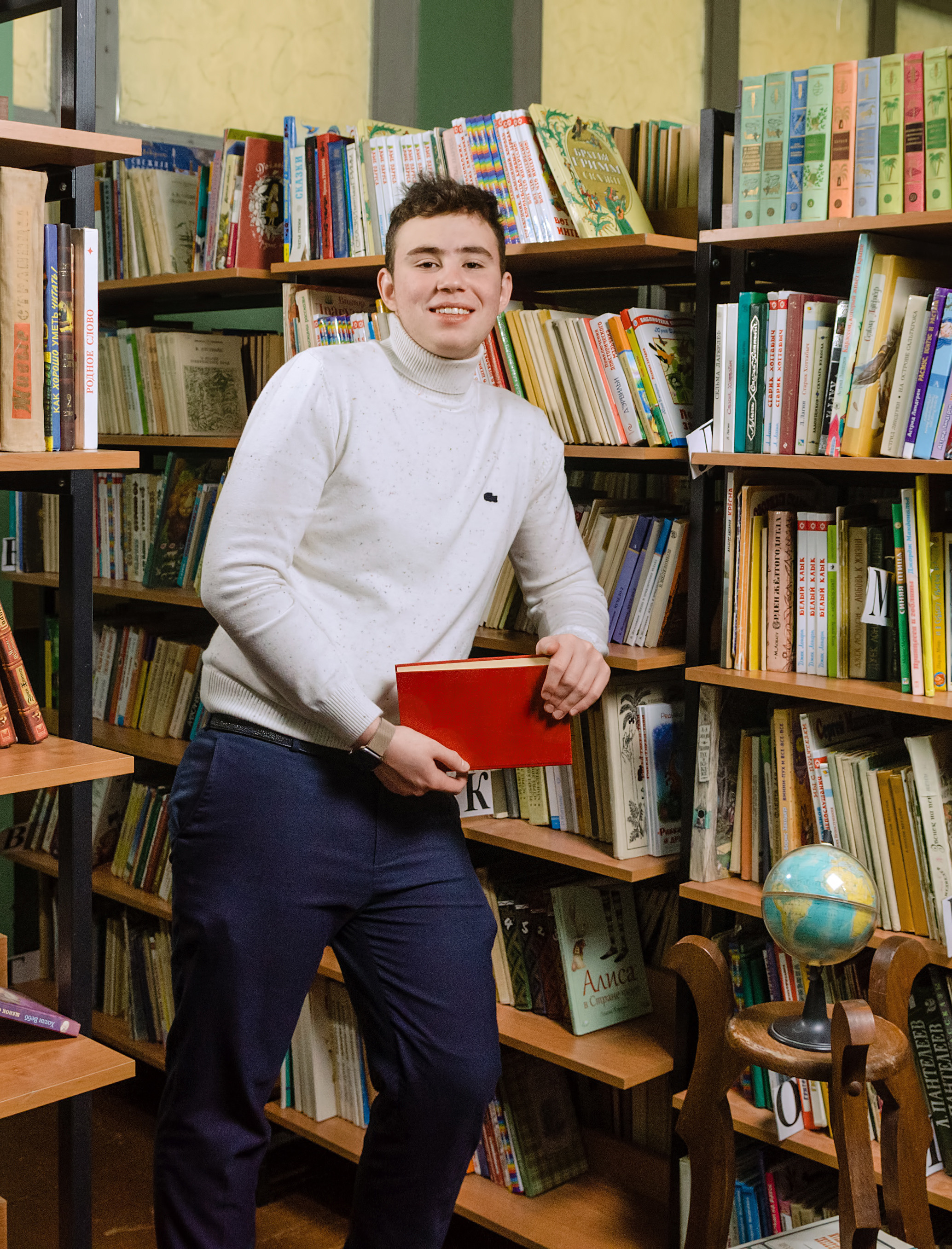 Примеры съемок для старших классов. Выпускные альбомы в Москве и области от Анны Гайдаш