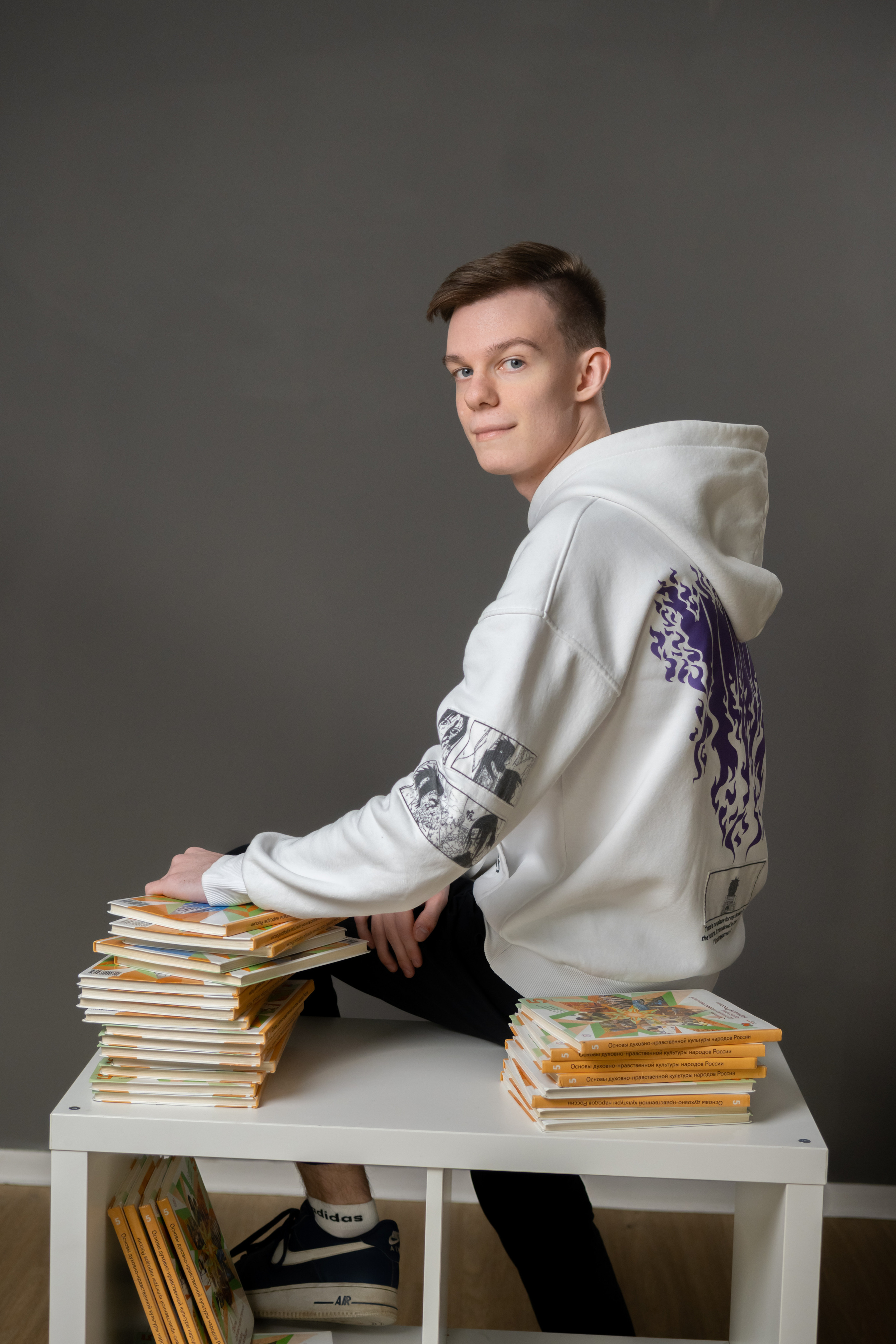 Примеры съемок для старших классов. Выпускные альбомы в Москве и области от Анны Гайдаш