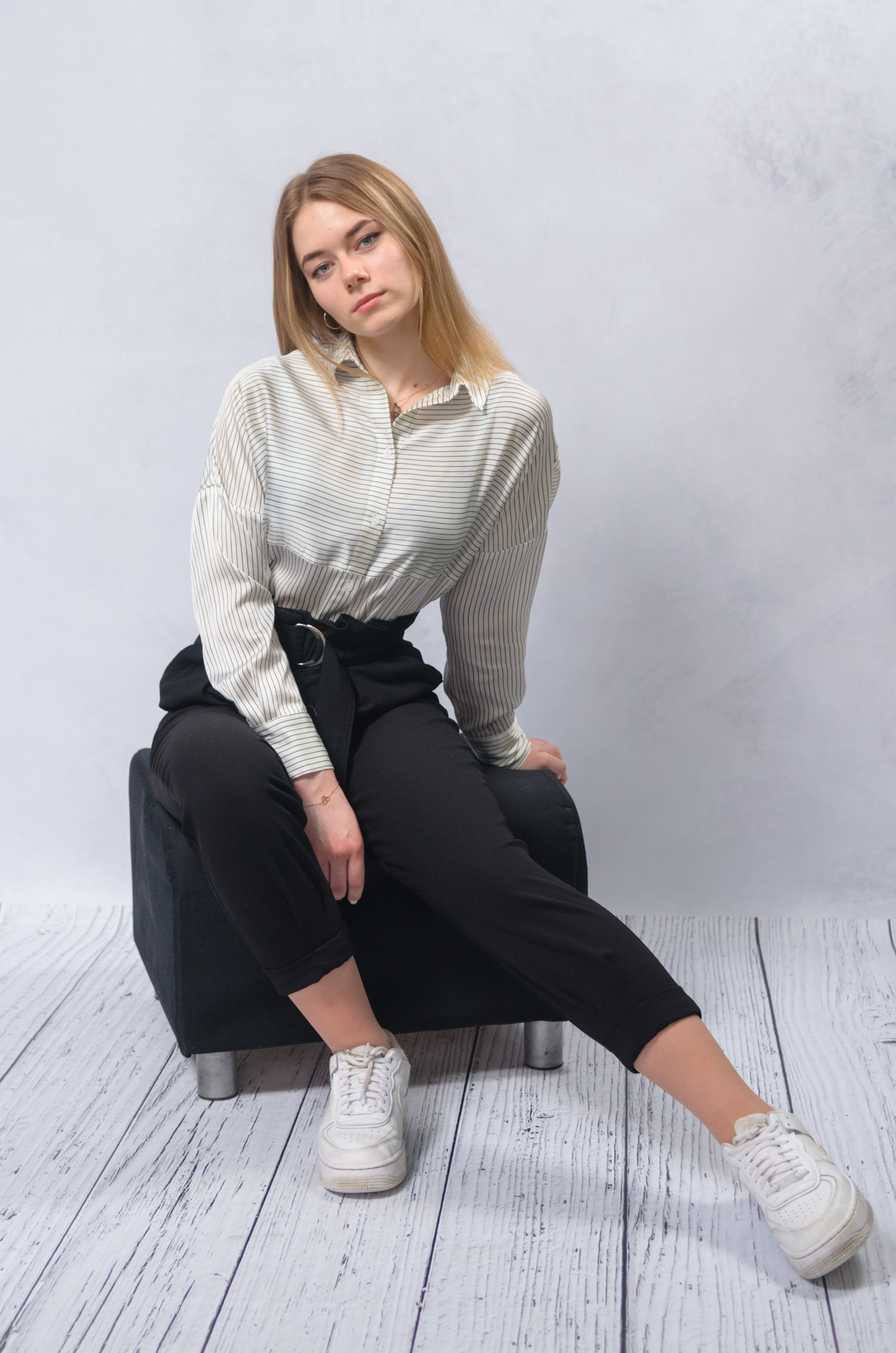 Услуги и цены. Выпускные альбомы в Москве и области от Анны Гайдаш