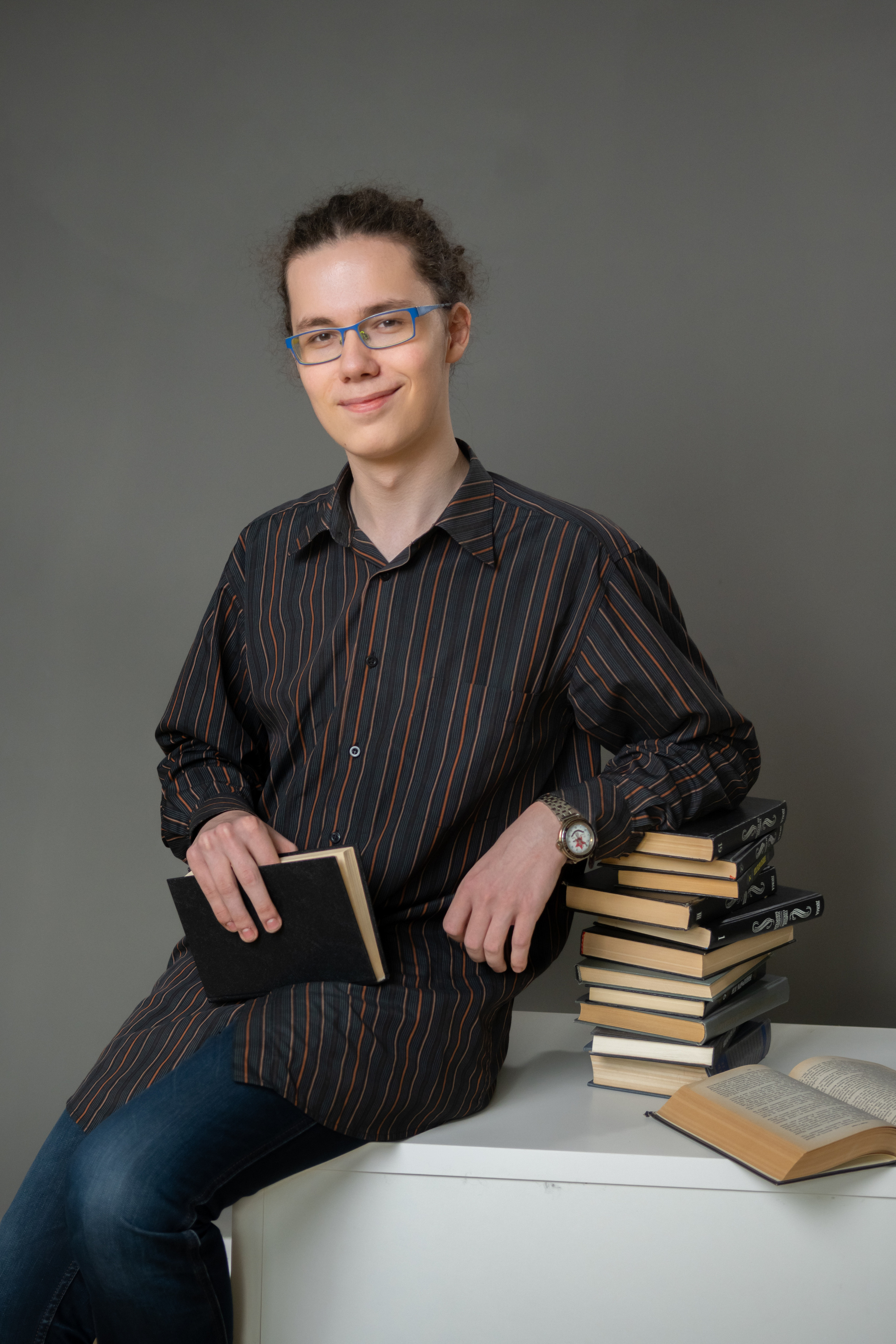 Примеры съемок для старших классов. Выпускные альбомы в Москве и области от Анны Гайдаш