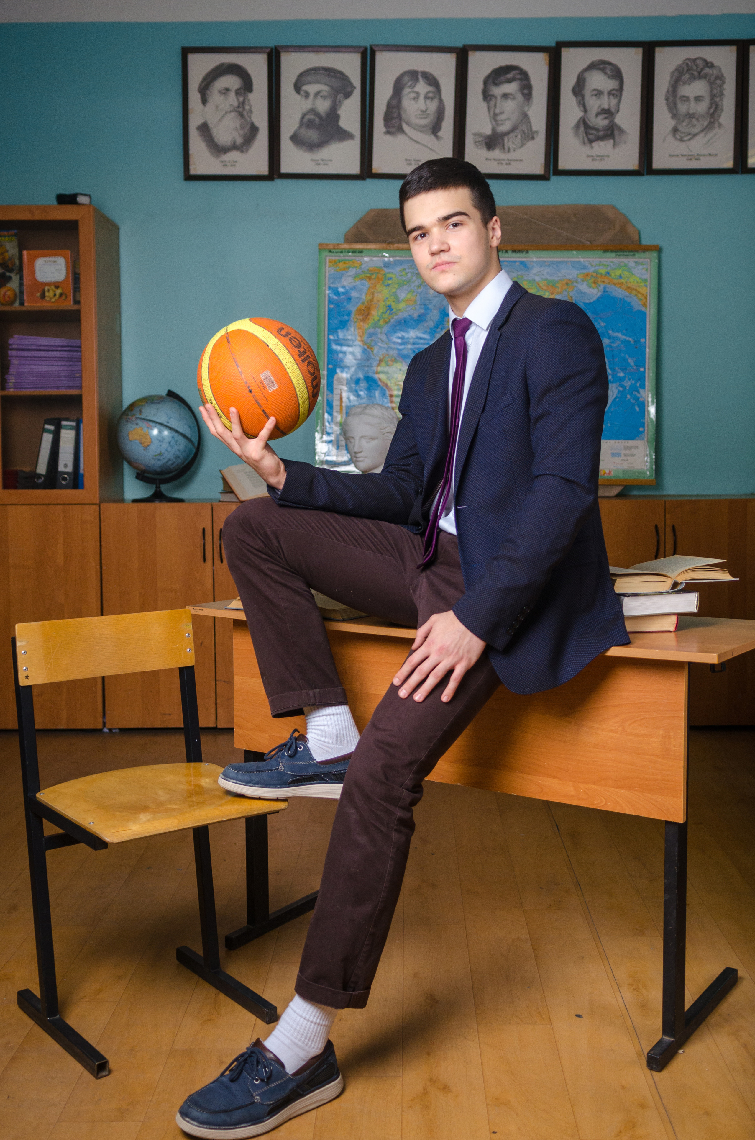 Примеры съемок для старших классов. Выпускные альбомы в Москве и области от Анны Гайдаш