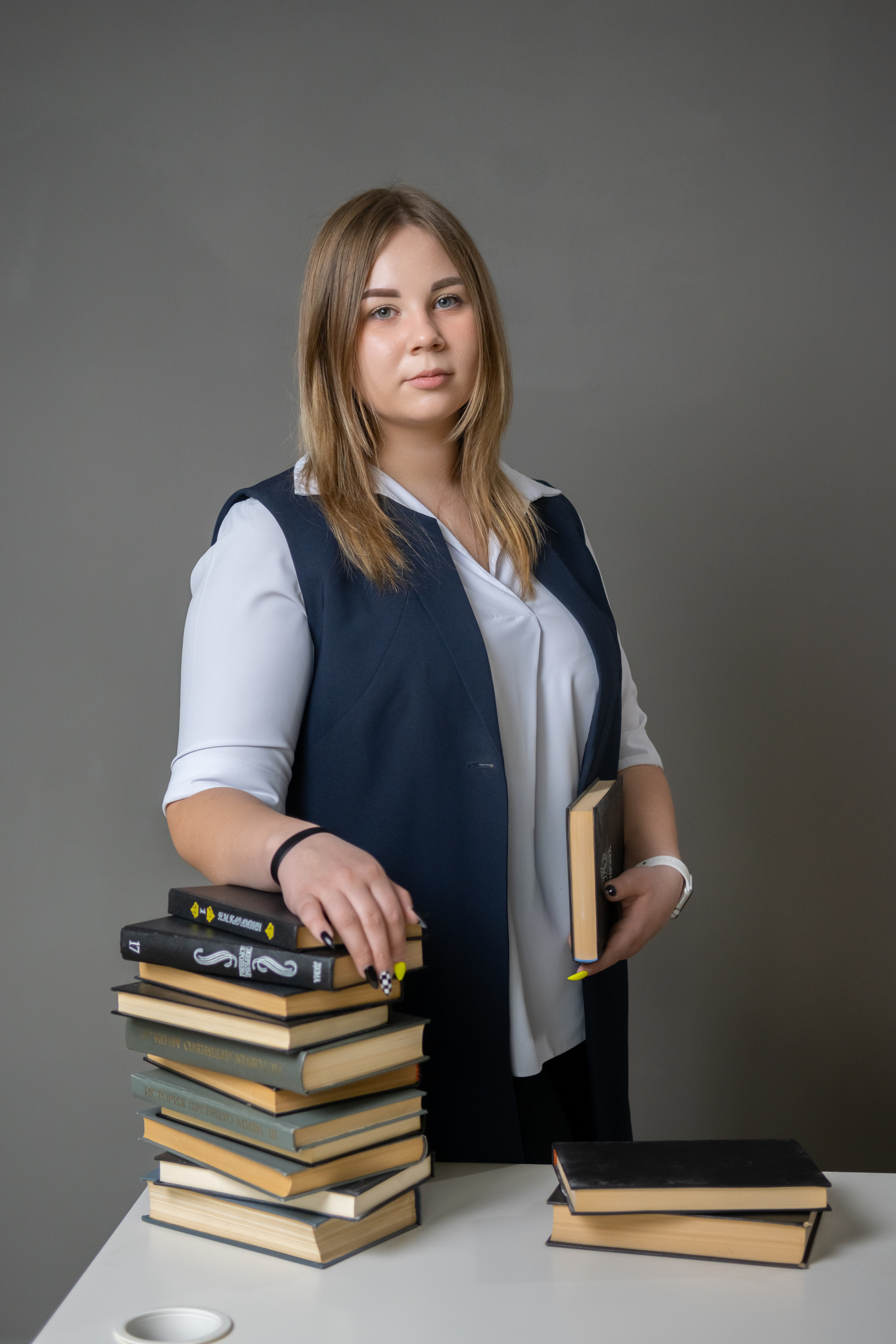 Примеры съемок для старших классов. Выпускные альбомы в Москве и области от Анны Гайдаш