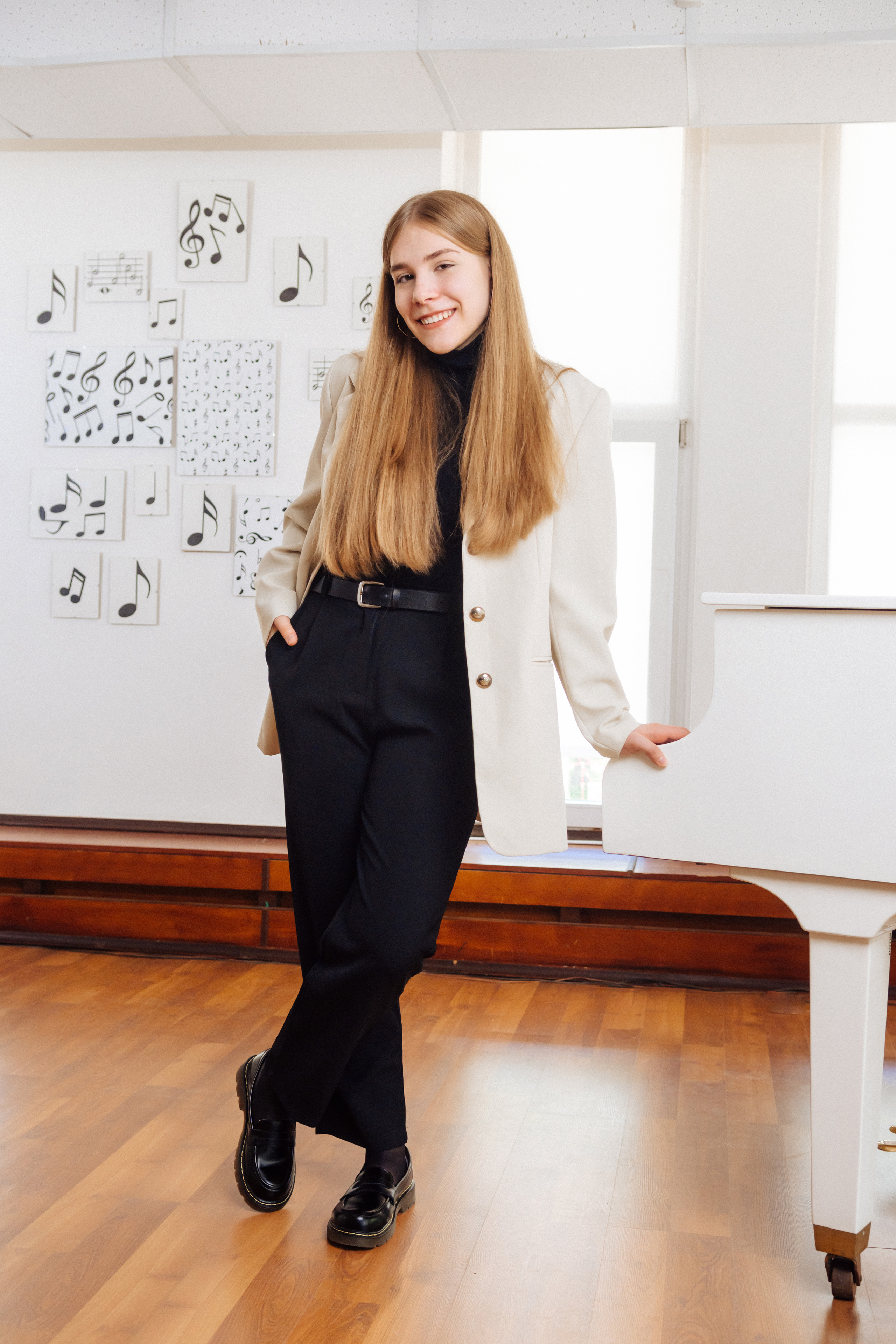 Примеры съемок для старших классов. Выпускные альбомы в Москве и области от Анны Гайдаш