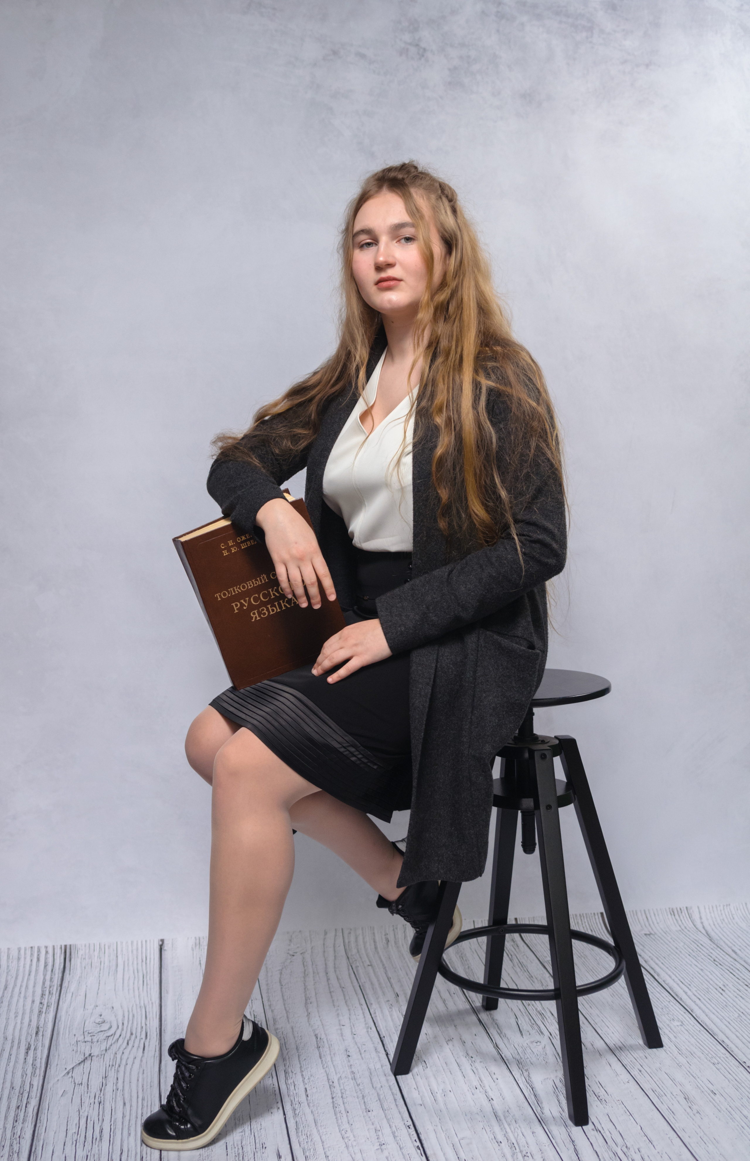 Примеры съемок для старших классов. Выпускные альбомы в Москве и области от Анны Гайдаш