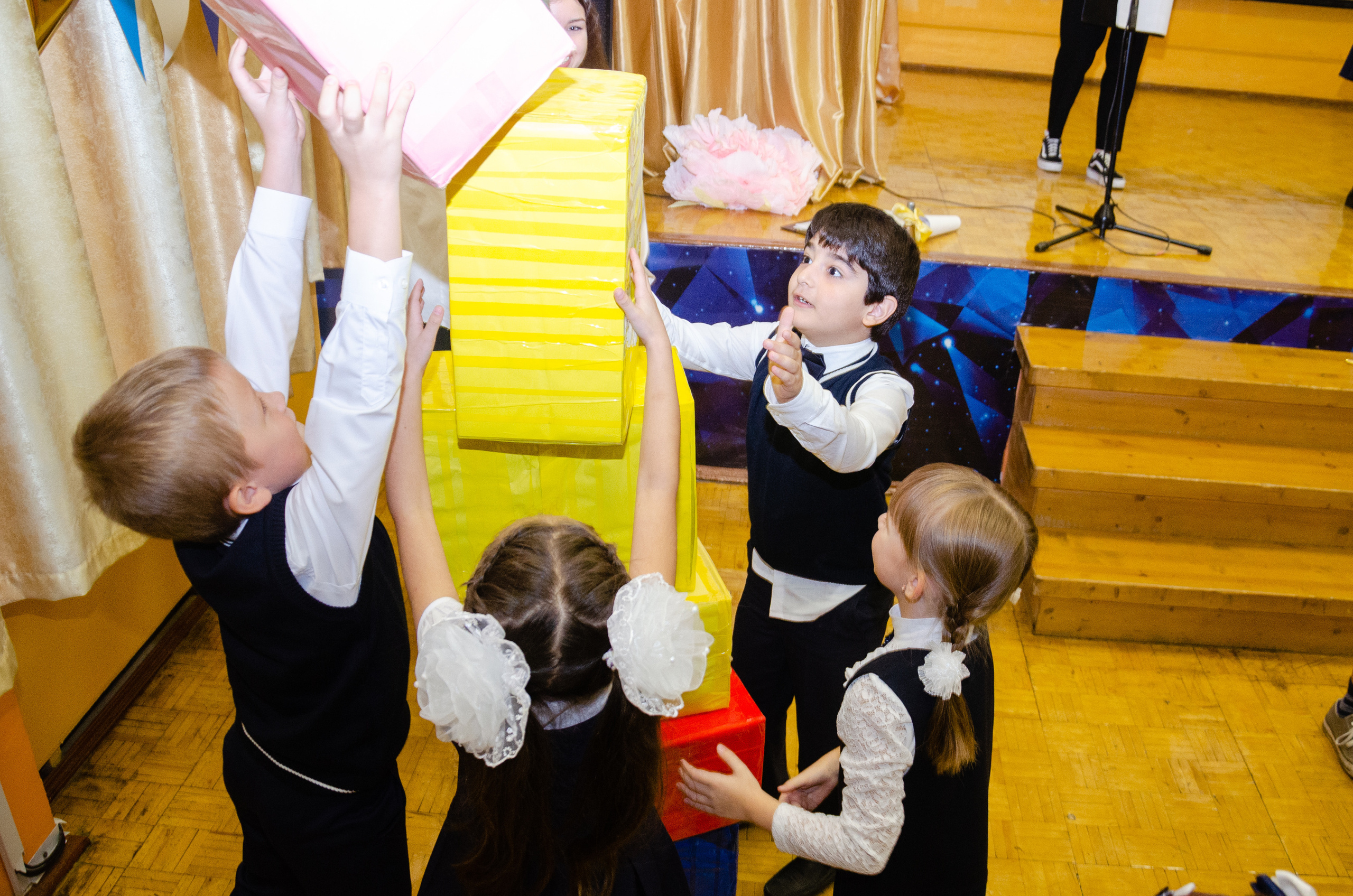 Услуги и цены. Выпускные альбомы в Москве и области от Анны Гайдаш