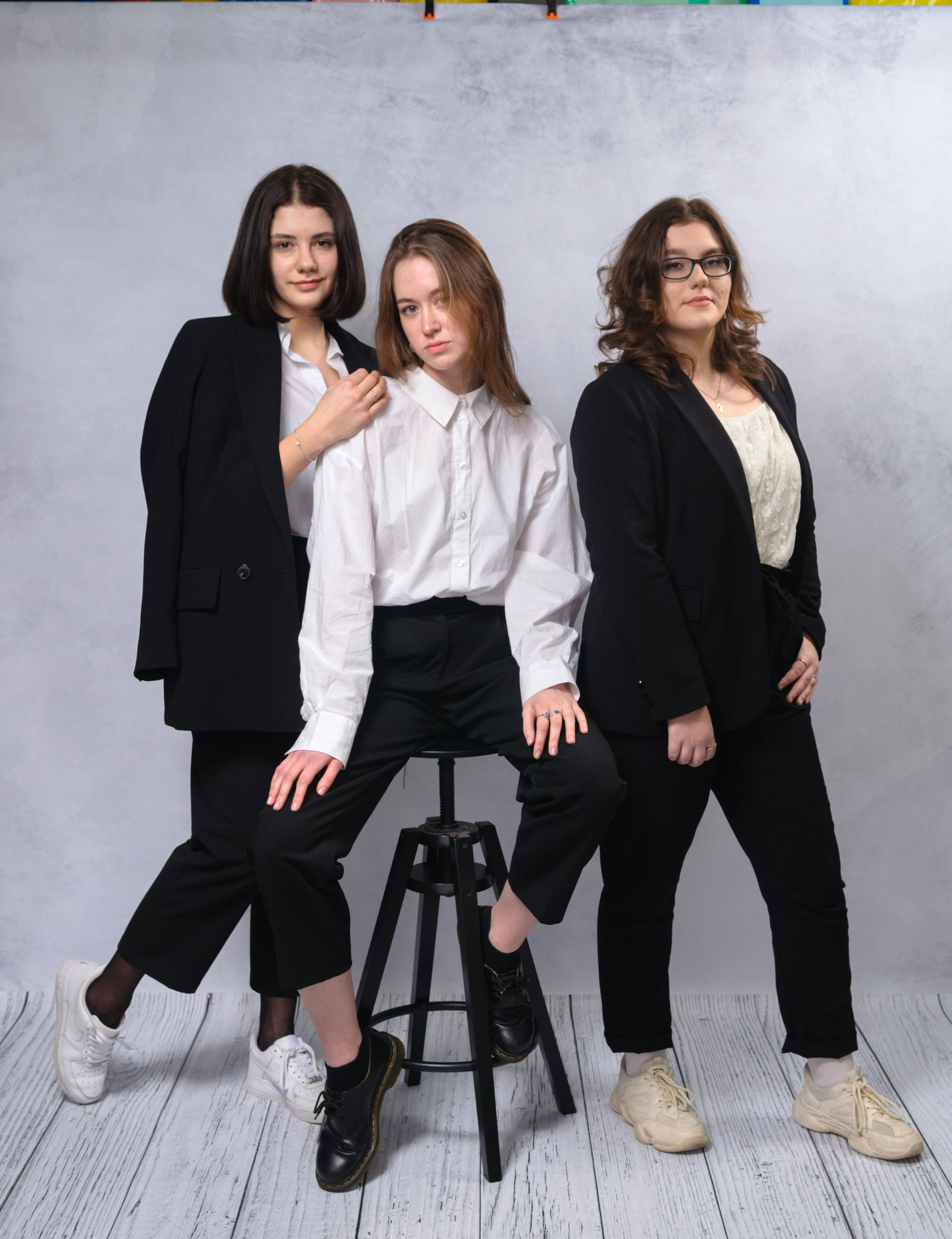 Примеры съемок для старших классов. Выпускные альбомы в Москве и области от Анны Гайдаш