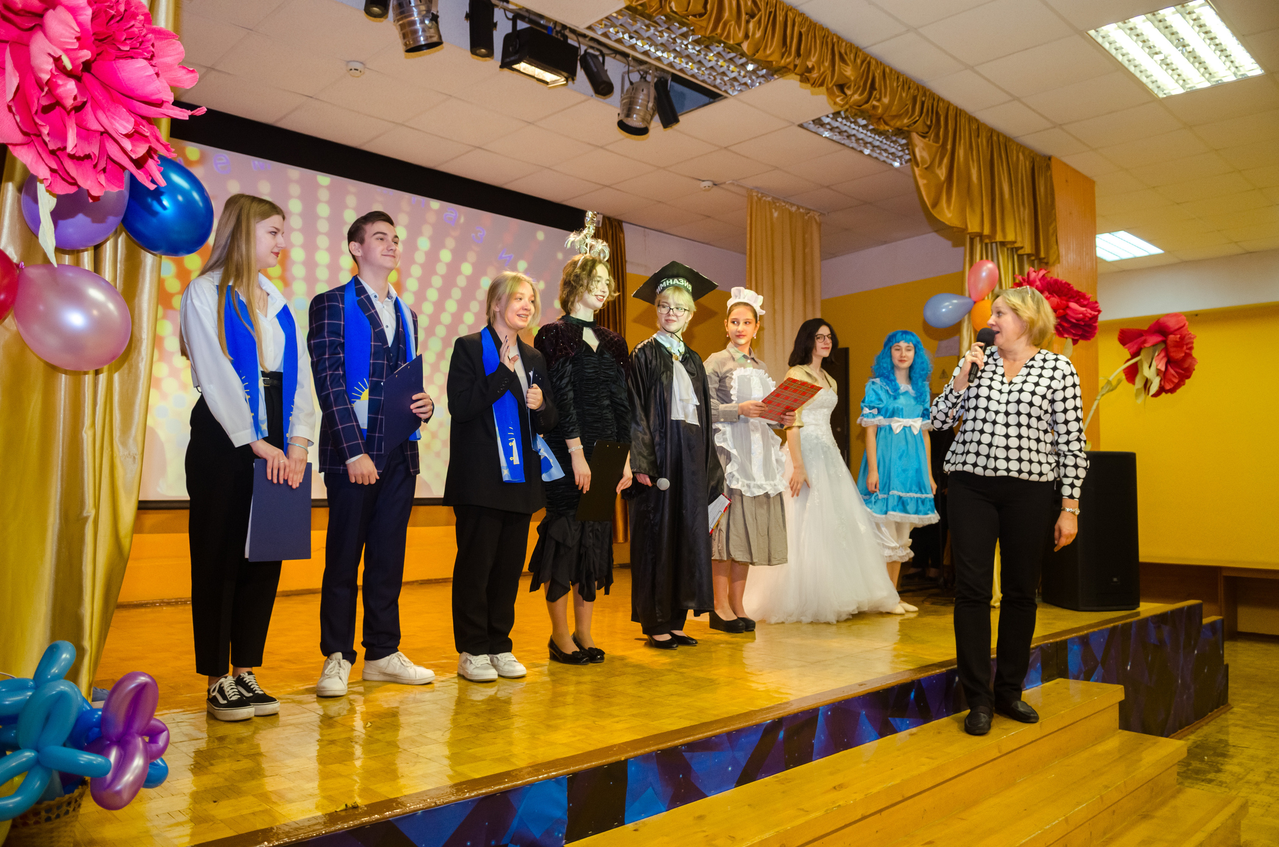 День гимназии. Выпускные альбомы в Москве и области от Анны Гайдаш