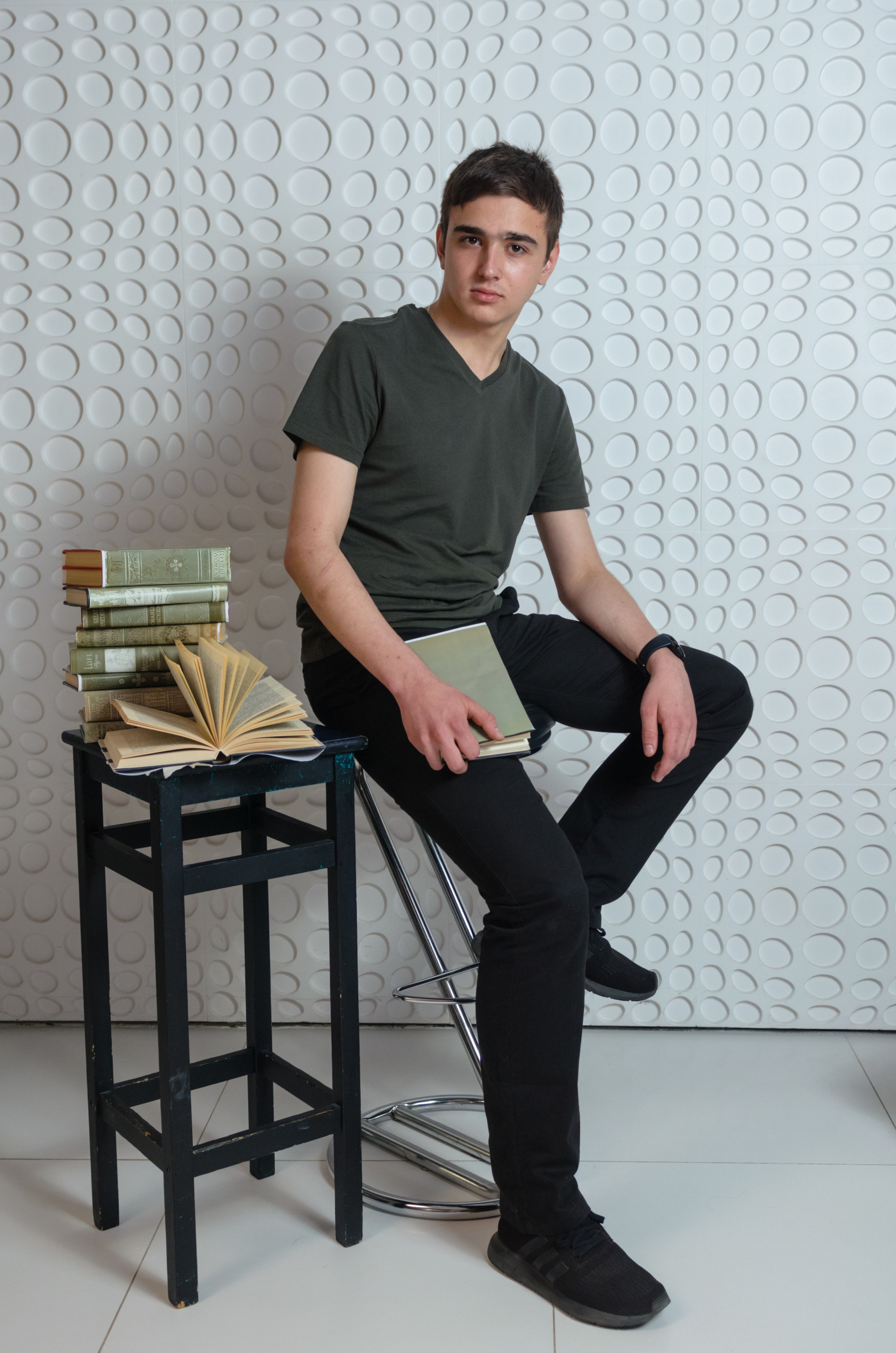 Примеры съемок для старших классов. Выпускные альбомы в Москве и области от Анны Гайдаш