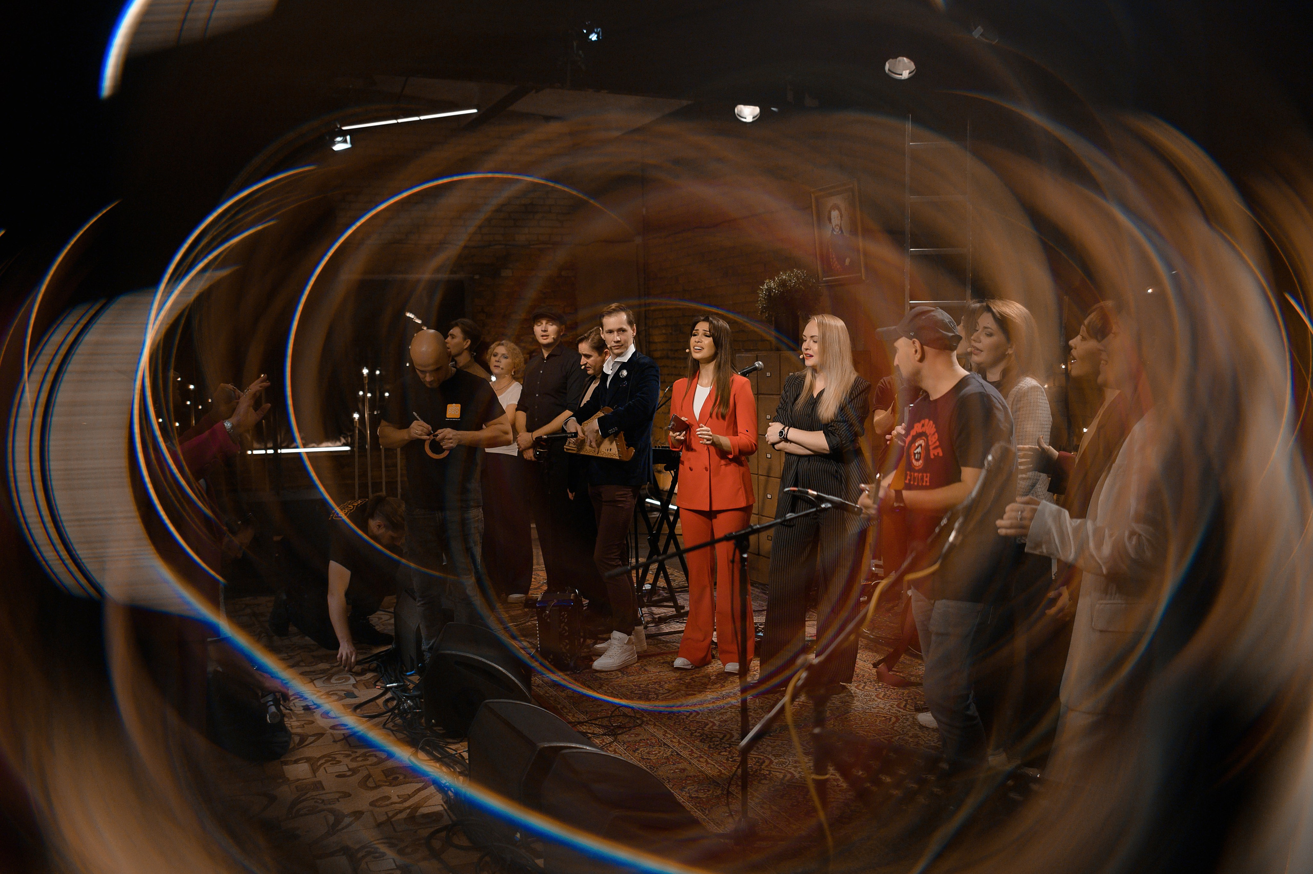 КВАРТИРНИК У МАРГУЛИСА. РЕПОРТАЖНЫЙ И БИЗНЕС ФОТОГРАФ В МОСКВЕ, ЕГОР НИКОЛАЕВ