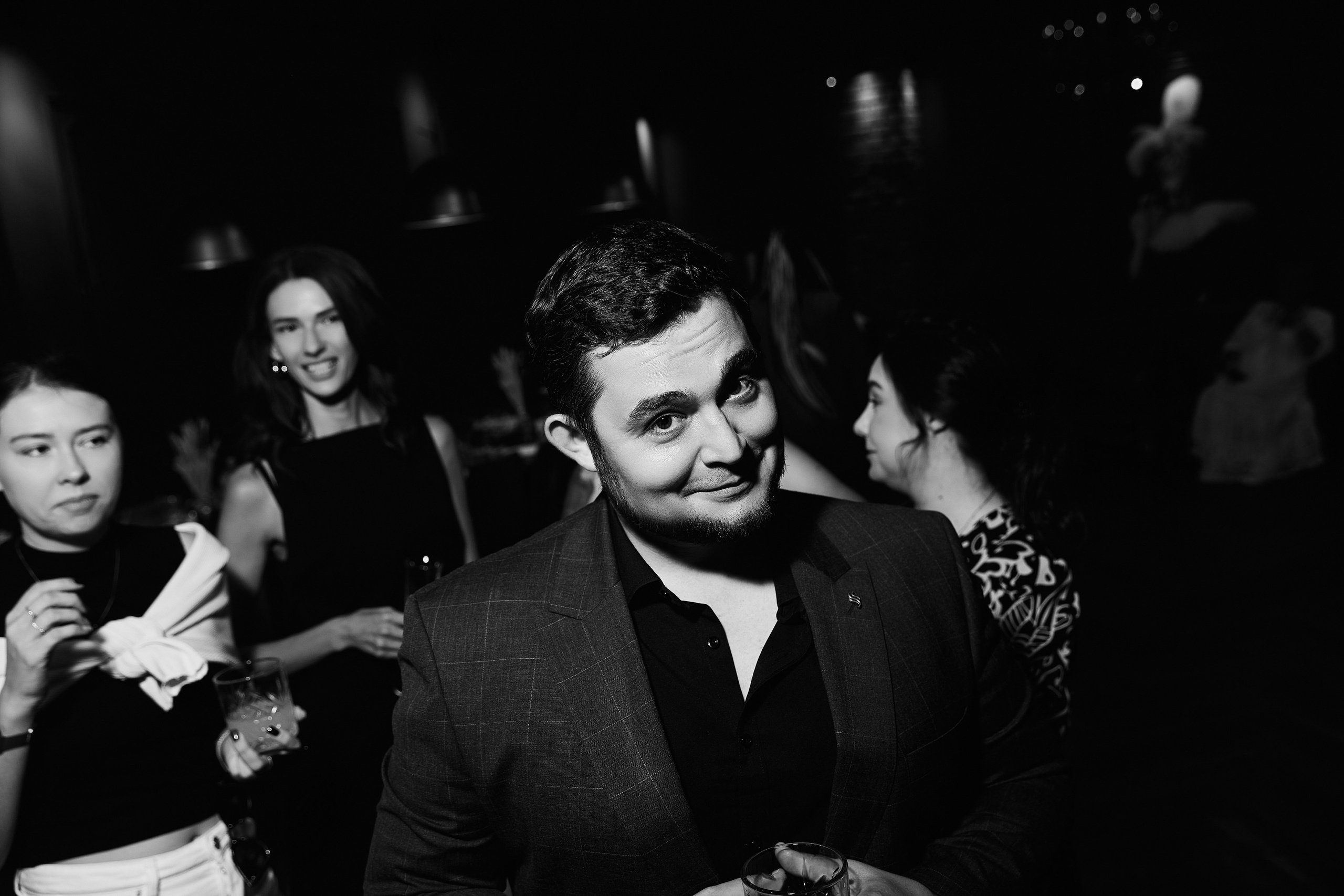 HOLIDAY IN AVRORA ROOM 10.08. Свадебный репортажный фотограф краснодар максим дремов дрёмов фотосессия студия цена