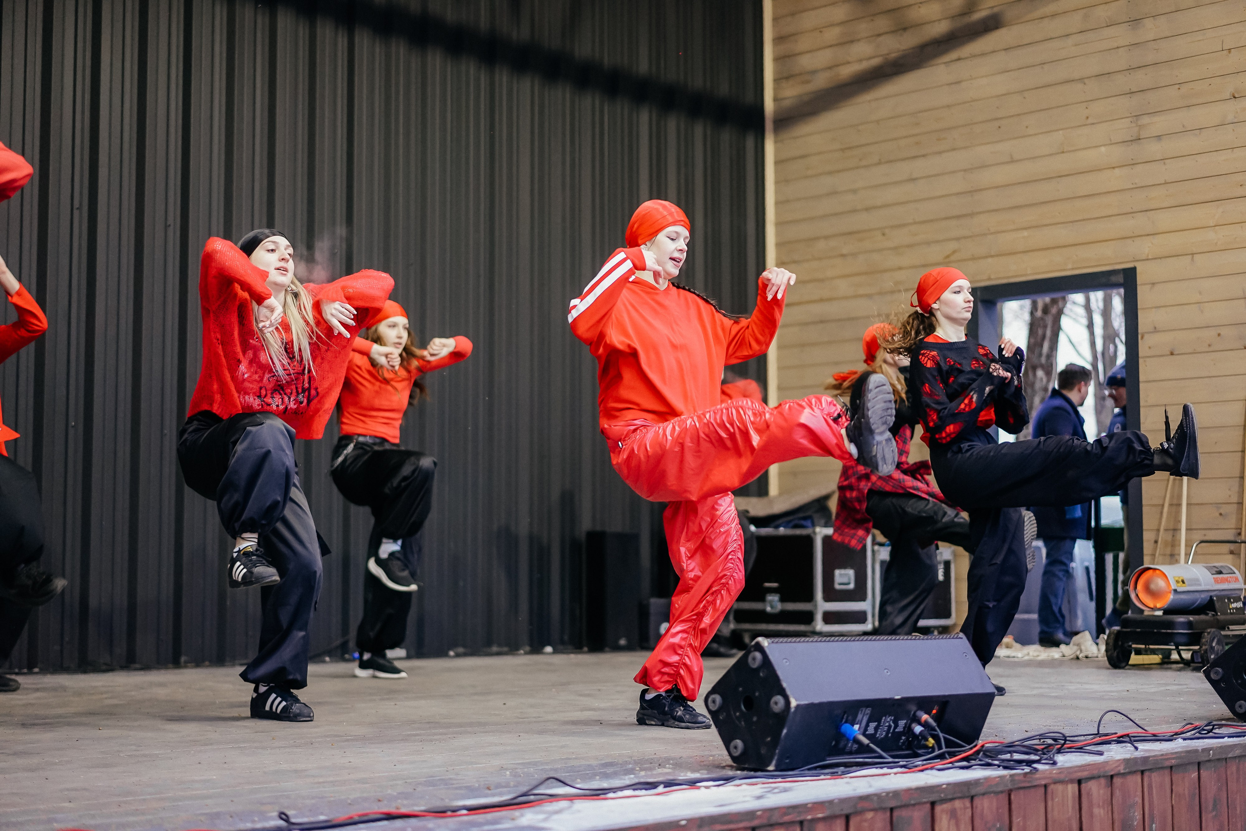 «Предновогодний переполох» Лопатинский сад, 14.12.2024. Фотограф и видеограф Смоленск | Студия Цезарь