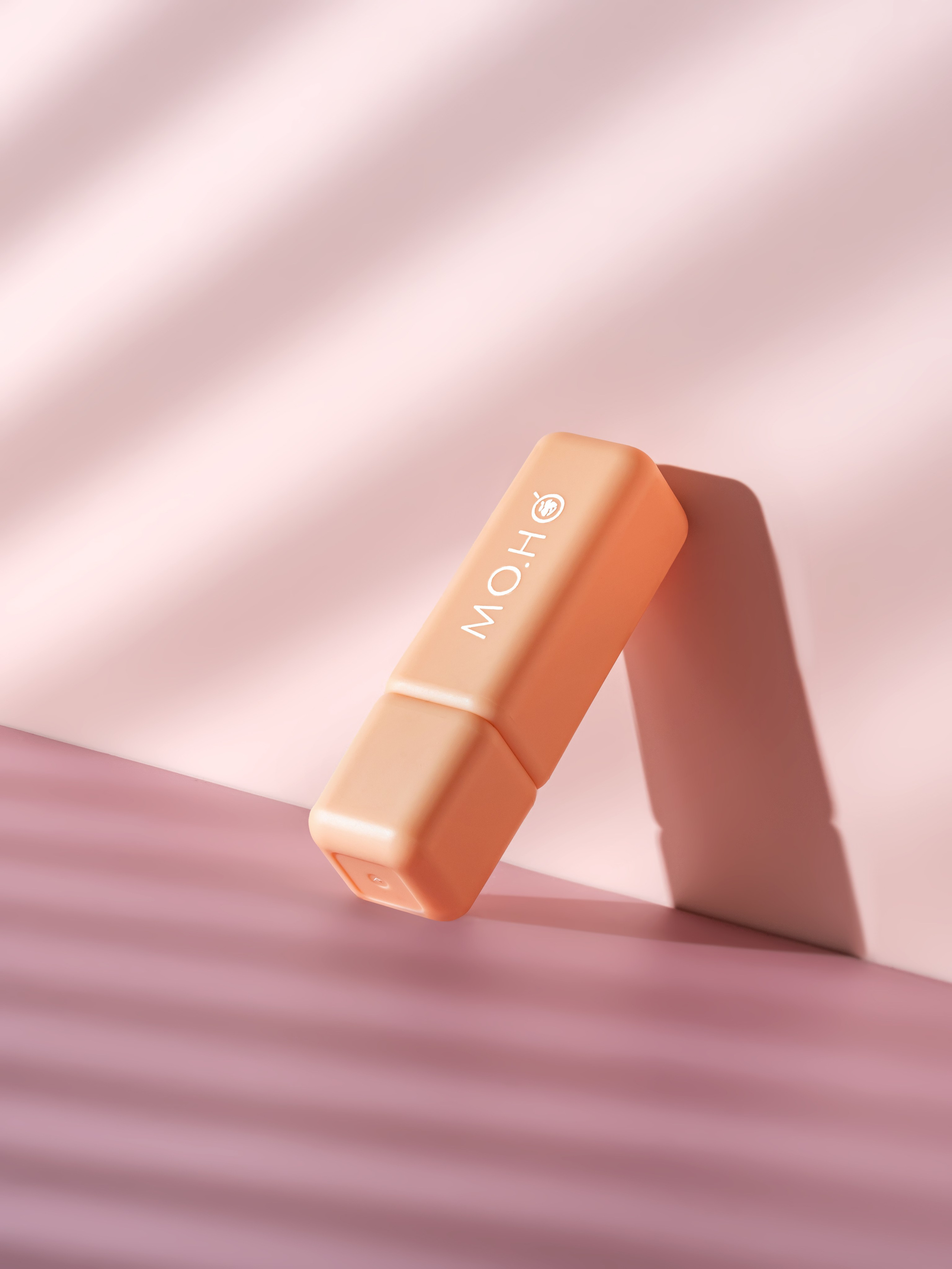 MO.HO. Предметная фотосъемка в г. Москва PREDMETKASTUDIO