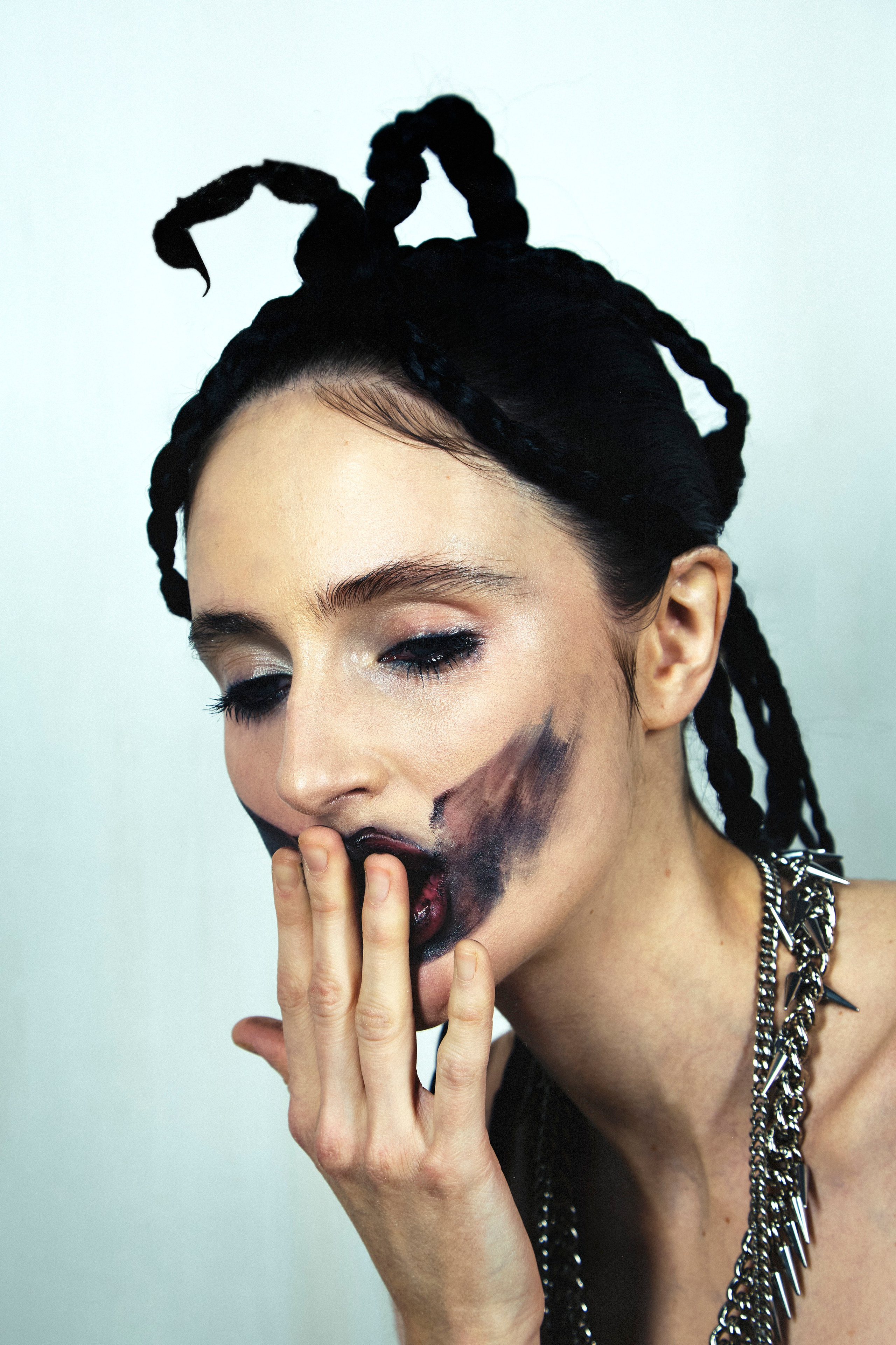 Scorpio woman. Arina Kharakhashian