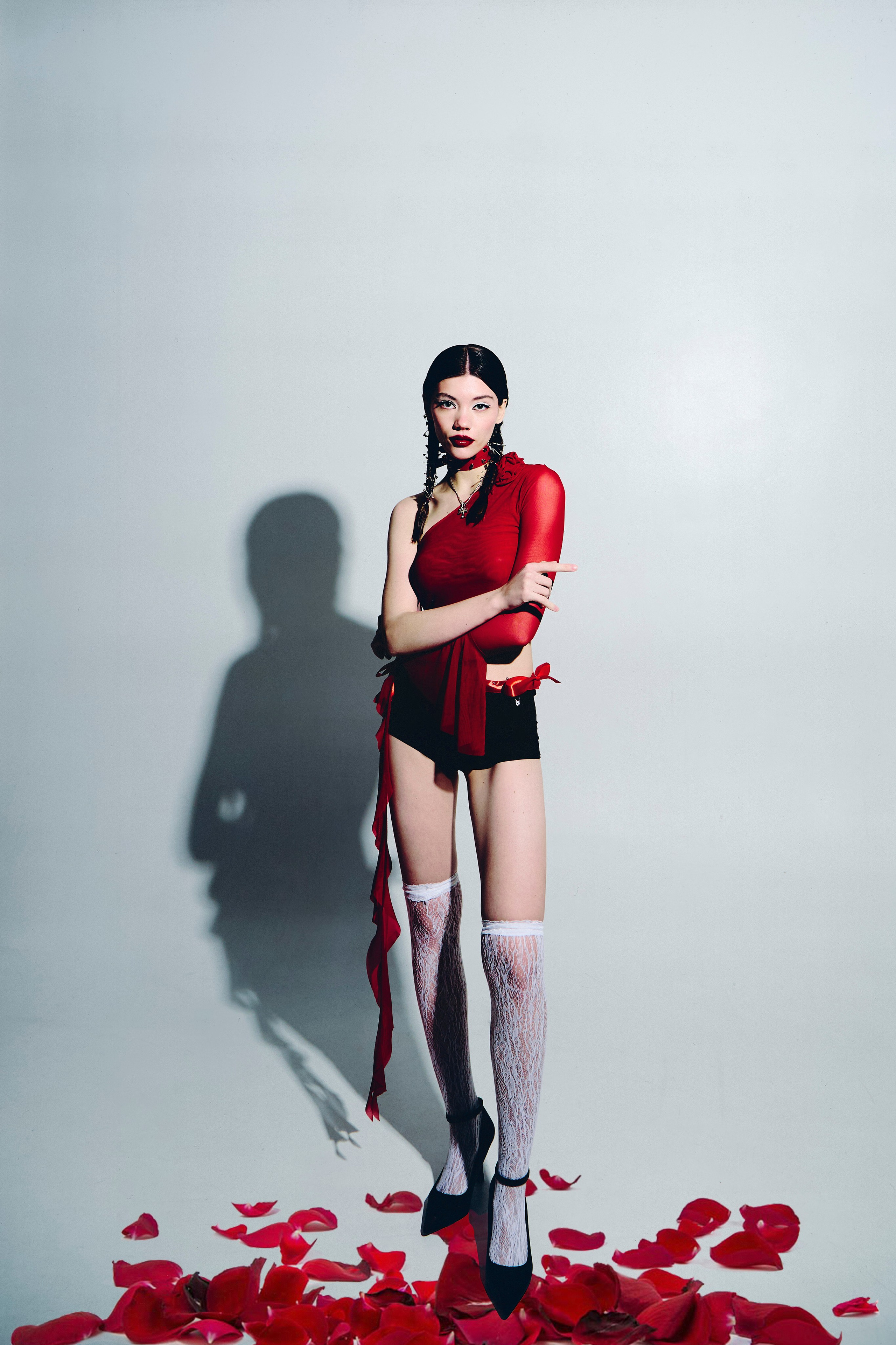 Twister. Arina Kharakhashian