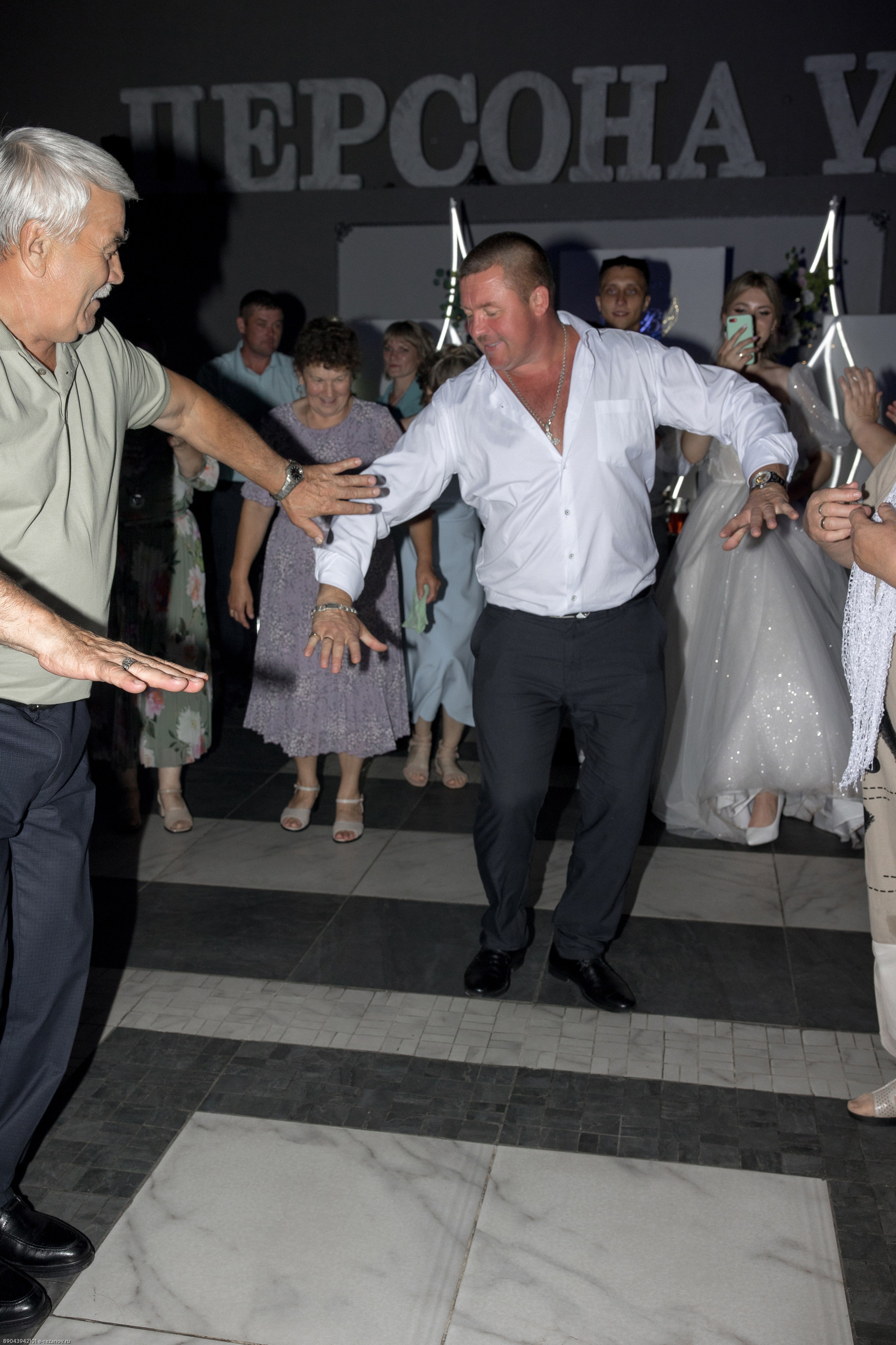 Андрей и Владислава. Свадебный и семейный фотограф Евгений Резанов