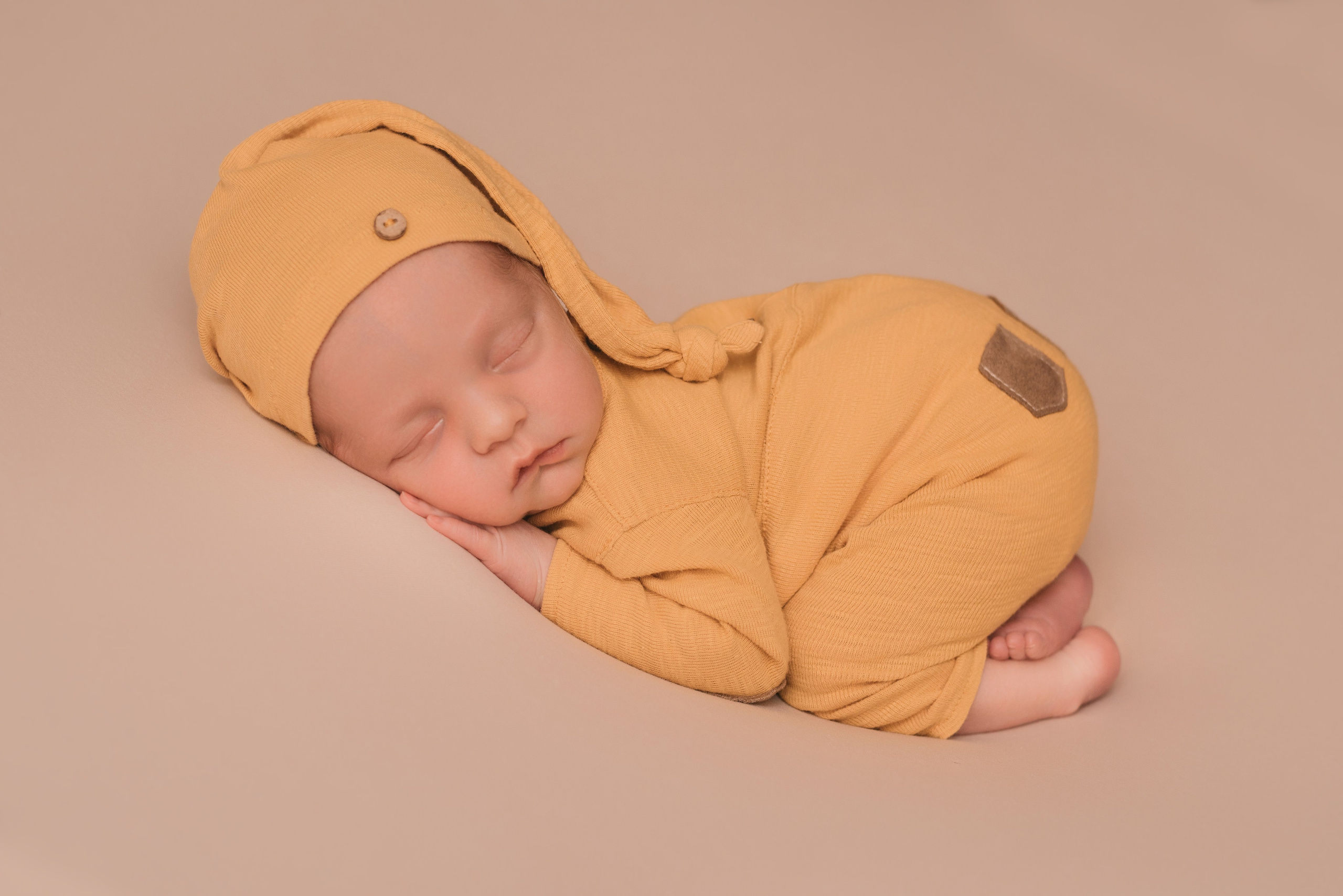 Глеб. Фотограф новорожденных Белгород