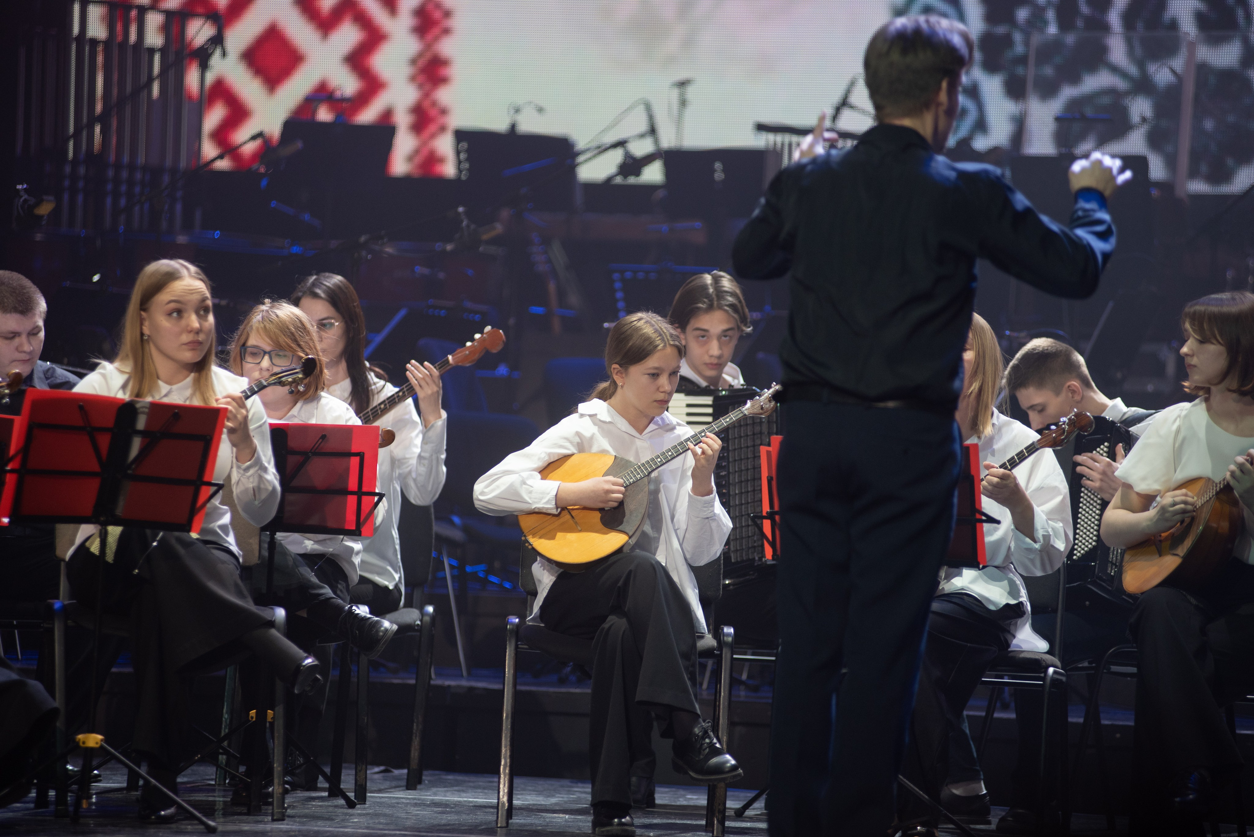 Отчетный концерт ДШИ «Гармония» «Зимняя гармония». Фотограф новорожденных, семейный детский в Тюмени Татьяна Морозова