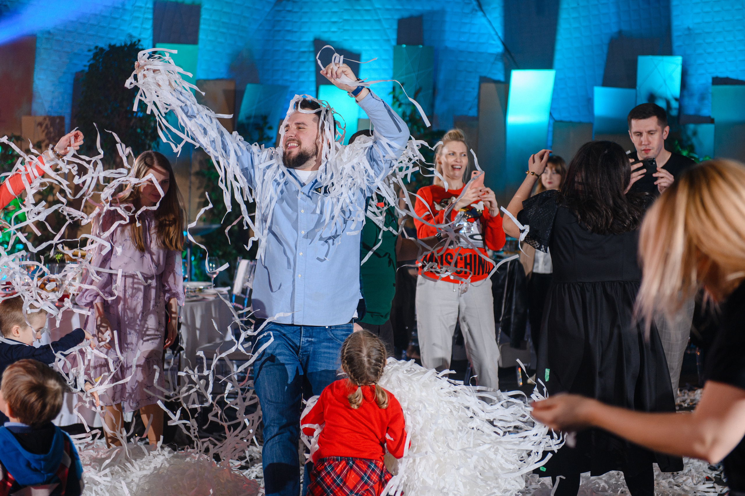 Фотограф на детское день рождения в Ростове. Свадебный фотограф в Ростове Максимов Максим