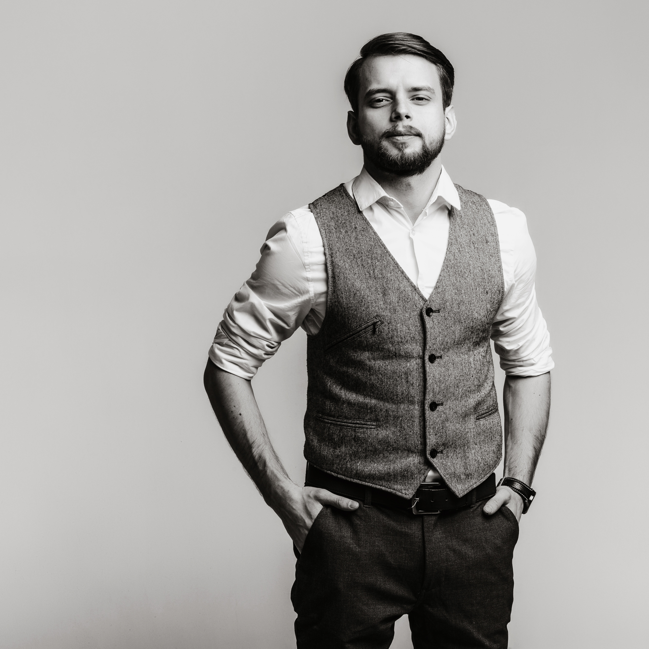 Портретная мужская фотосессия в Ростов. Свадебный фотограф в Ростове Максимов Максим