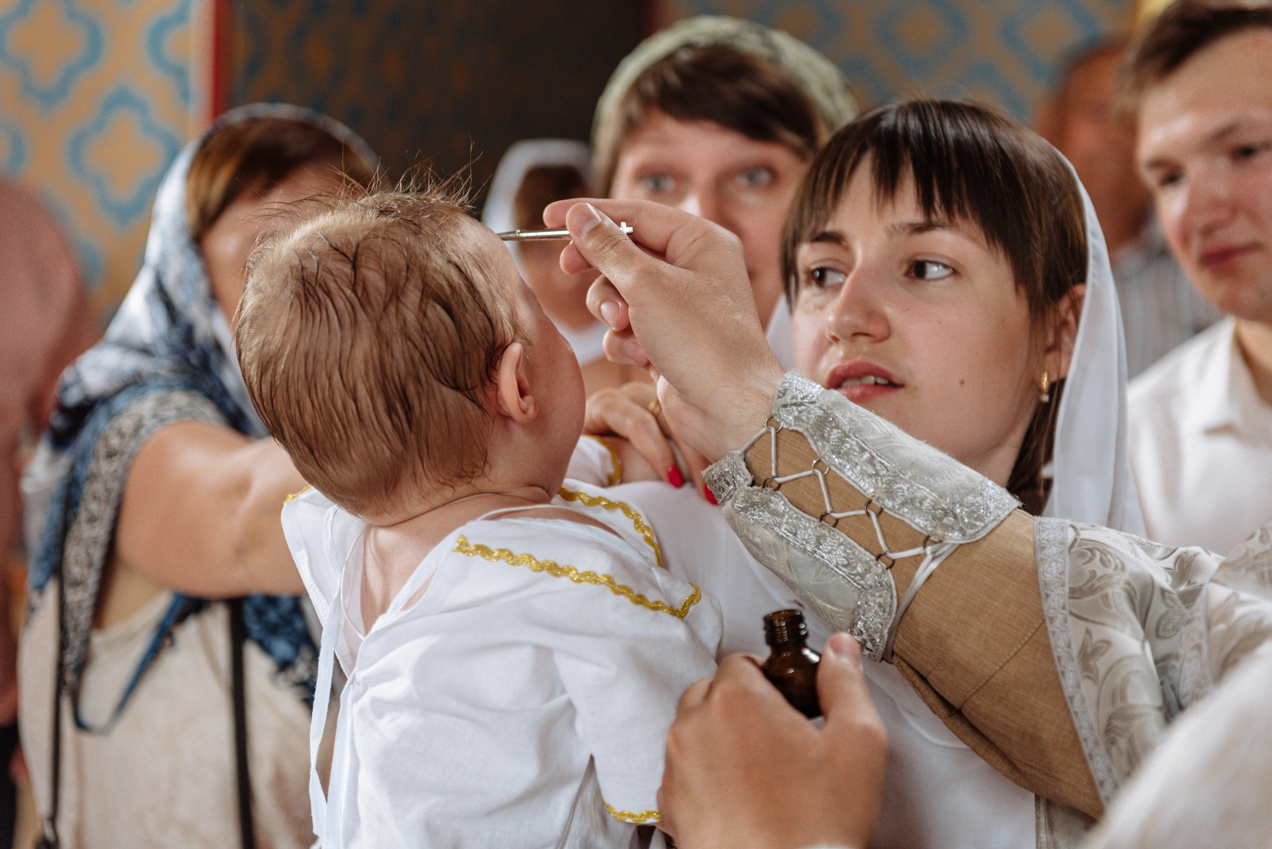 Фотограф на крещение в Ростове. Свадебный фотограф в Ростове Максимов Максим