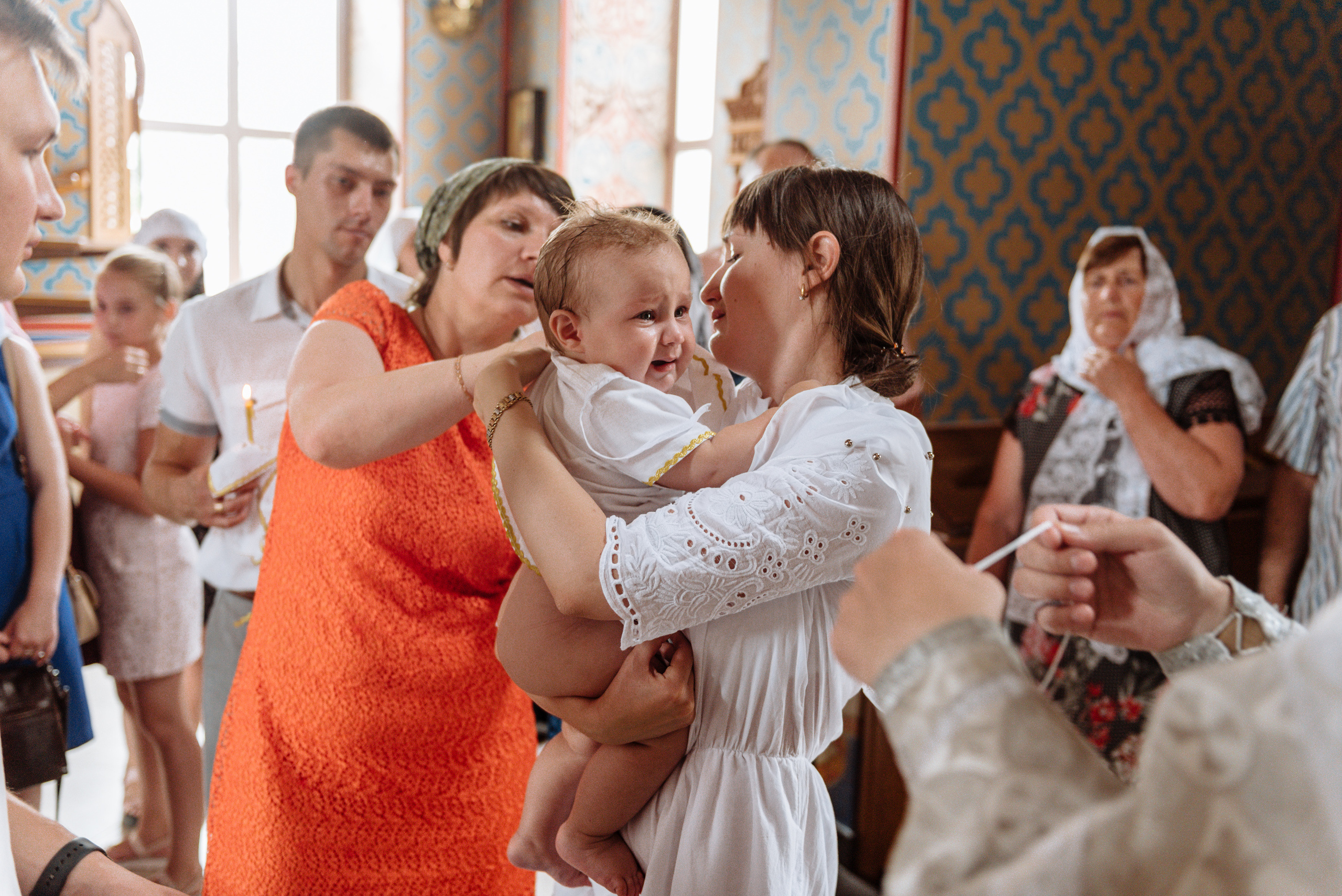 Фотограф на крещение в Ростове. Свадебный фотограф в Ростове Максимов Максим
