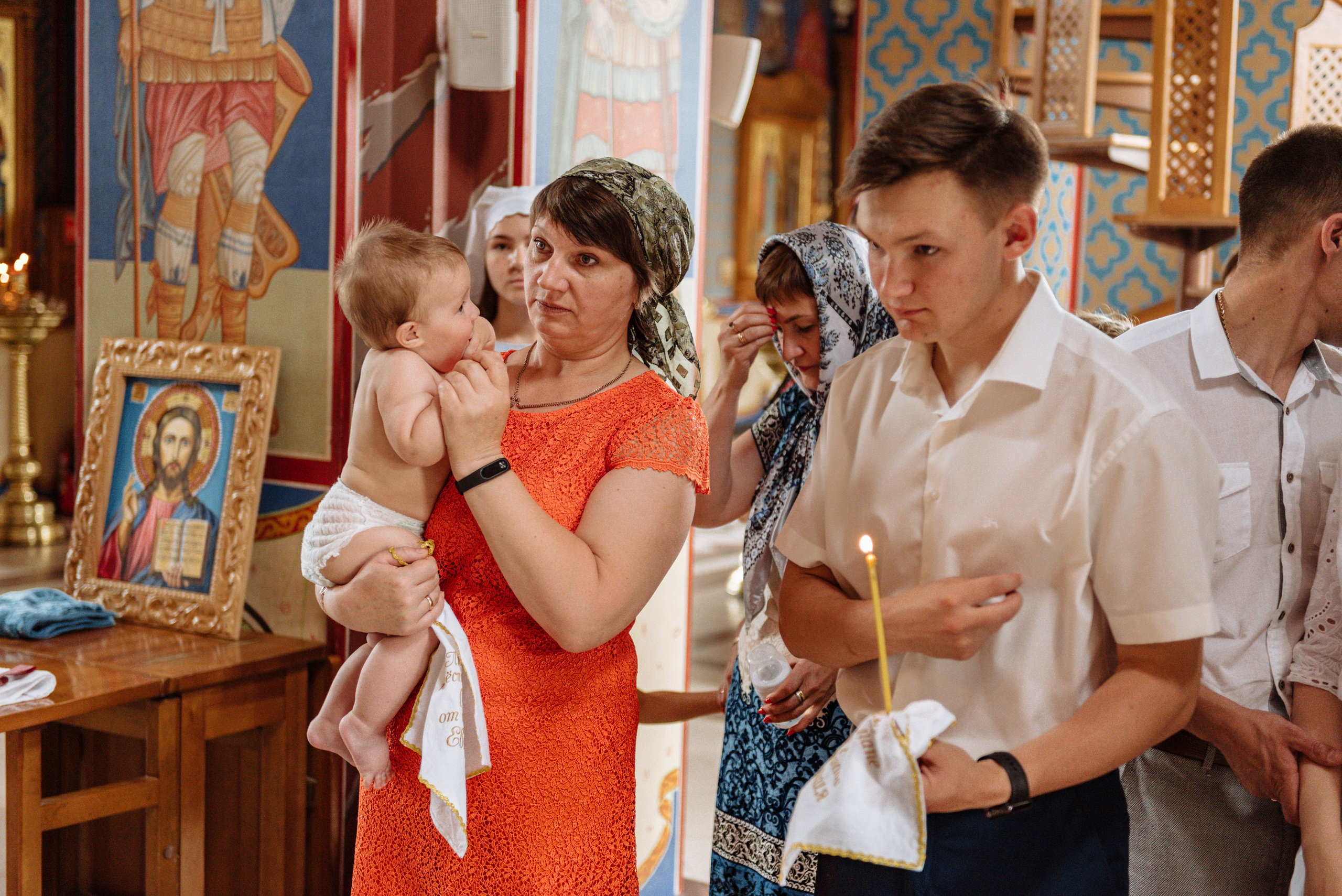 Фотограф на крещение в Ростове. Свадебный фотограф в Ростове Максимов Максим