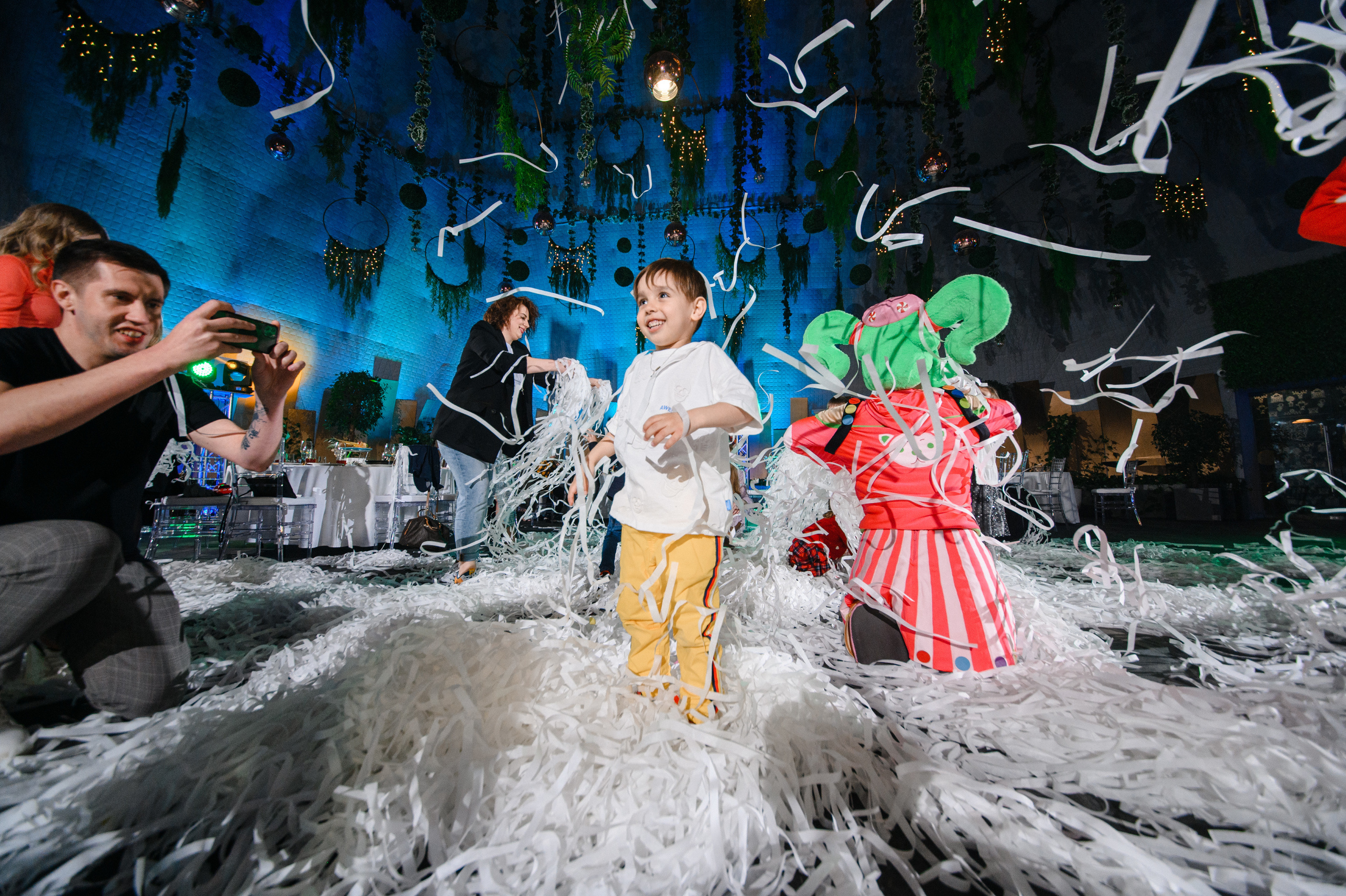 Фотограф на детское день рождения в Ростове. Свадебный фотограф в Ростове Максимов Максим