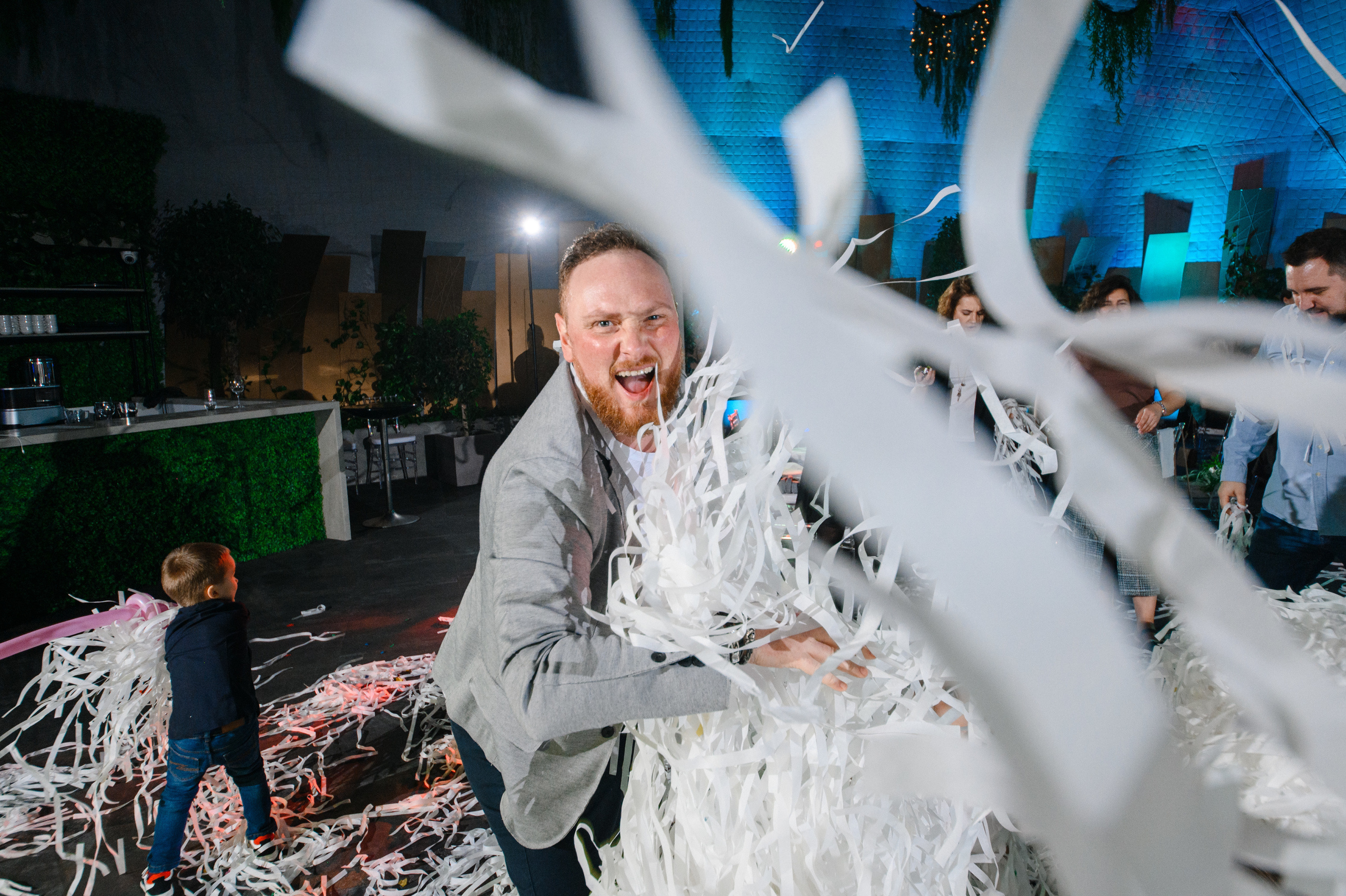 Фотограф на детское день рождения в Ростове. Свадебный фотограф в Ростове Максимов Максим