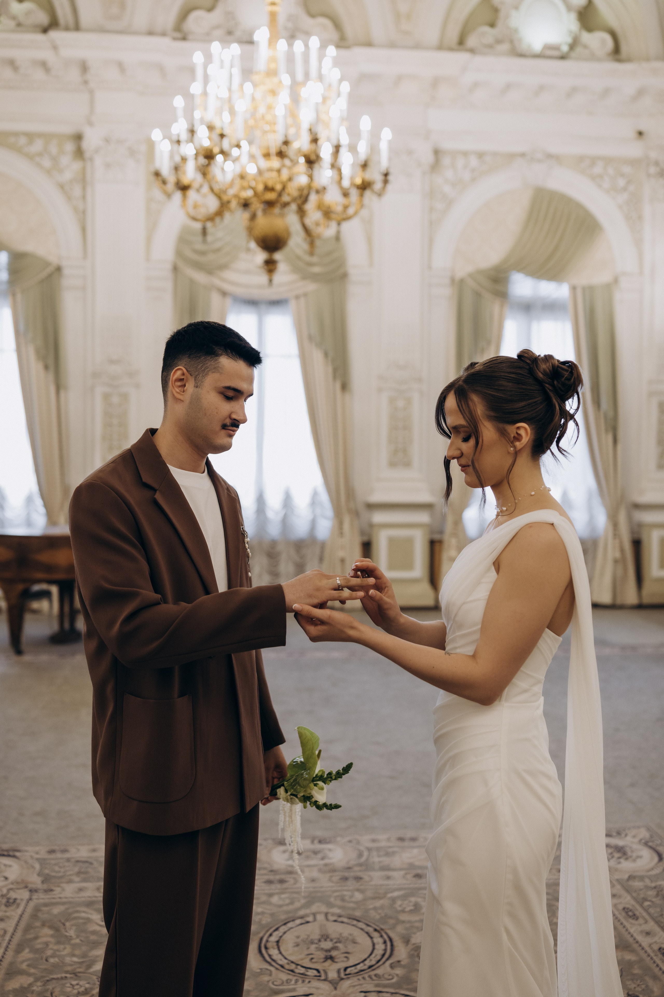 Амир и Екатерина | Дворец бракосочетания 1. Свадебный и love story фотограф в Санкт-Петербурге